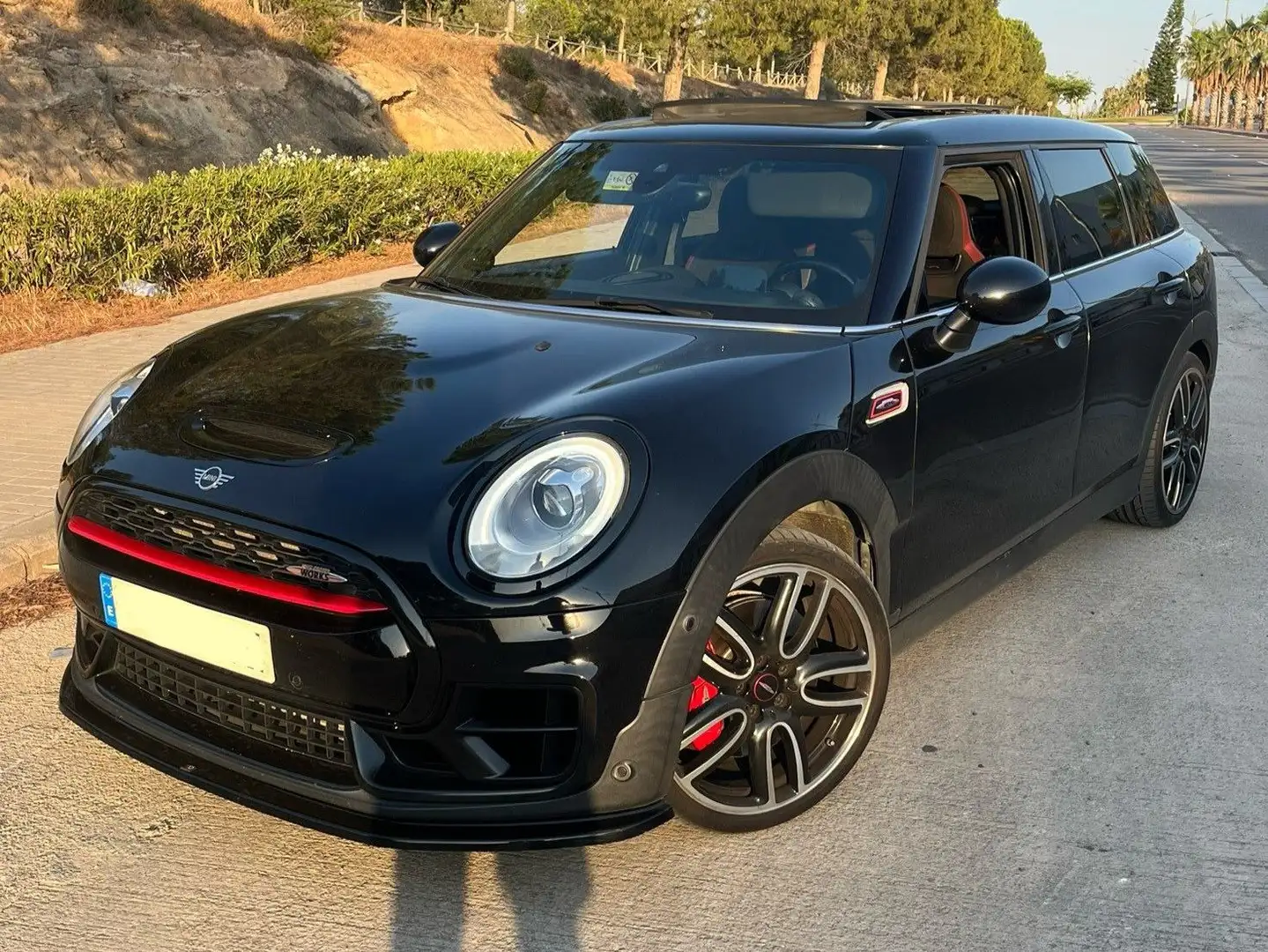 MINI John Cooper Works Clubman Mini Clubman John Cooper Works ALL4 Black - 1