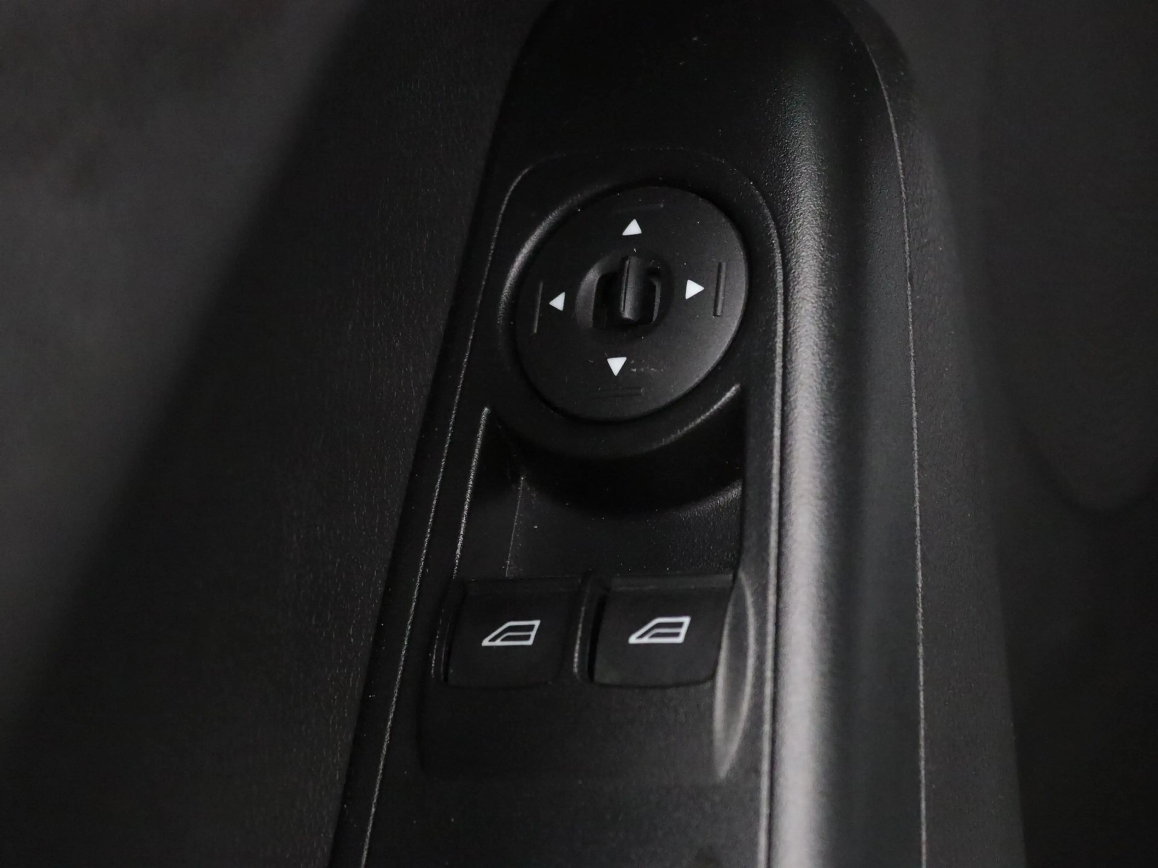 Ford Transit Courier 1.5 TDCI Trend Duratorq S&S Airco | Cruise — photo 15
