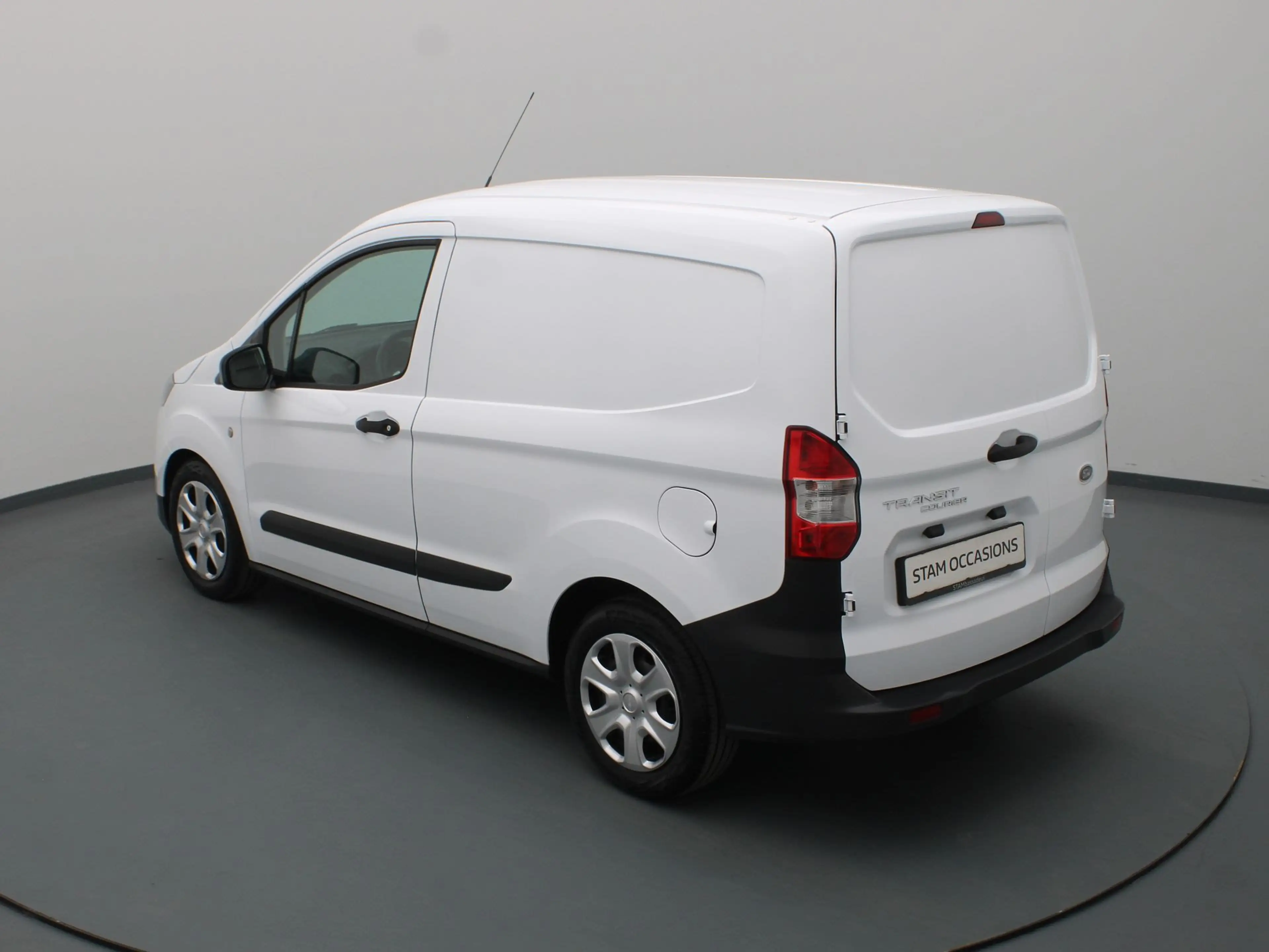 Ford Transit Courier 1.5 TDCI Trend Duratorq S&S Airco | Cruise — photo 11