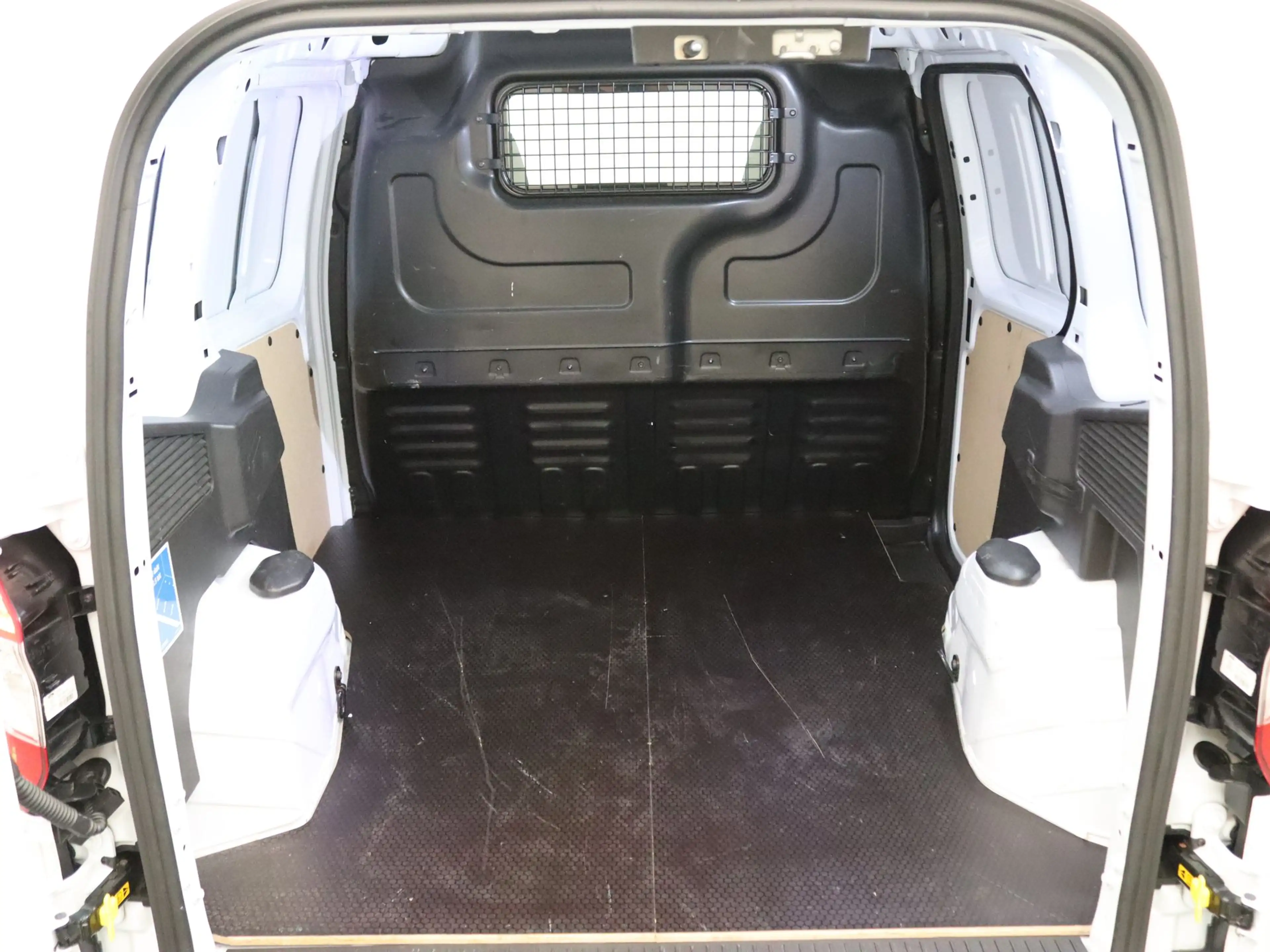 Ford Transit Courier 1.5 TDCI Trend Duratorq S&S Airco | Cruise — photo 16