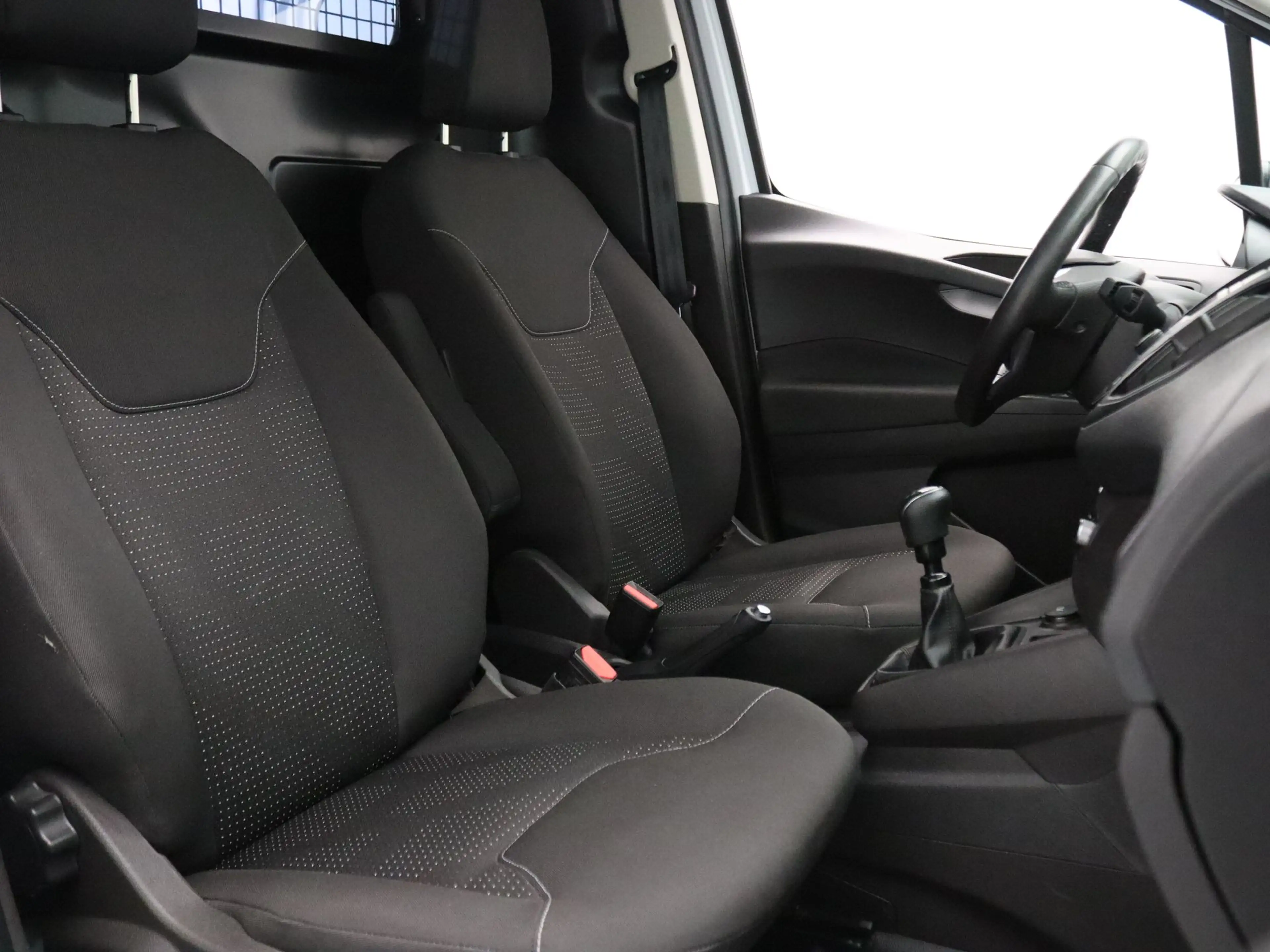 Ford Transit Courier 1.5 TDCI Trend Duratorq S&S Airco | Cruise — photo 22