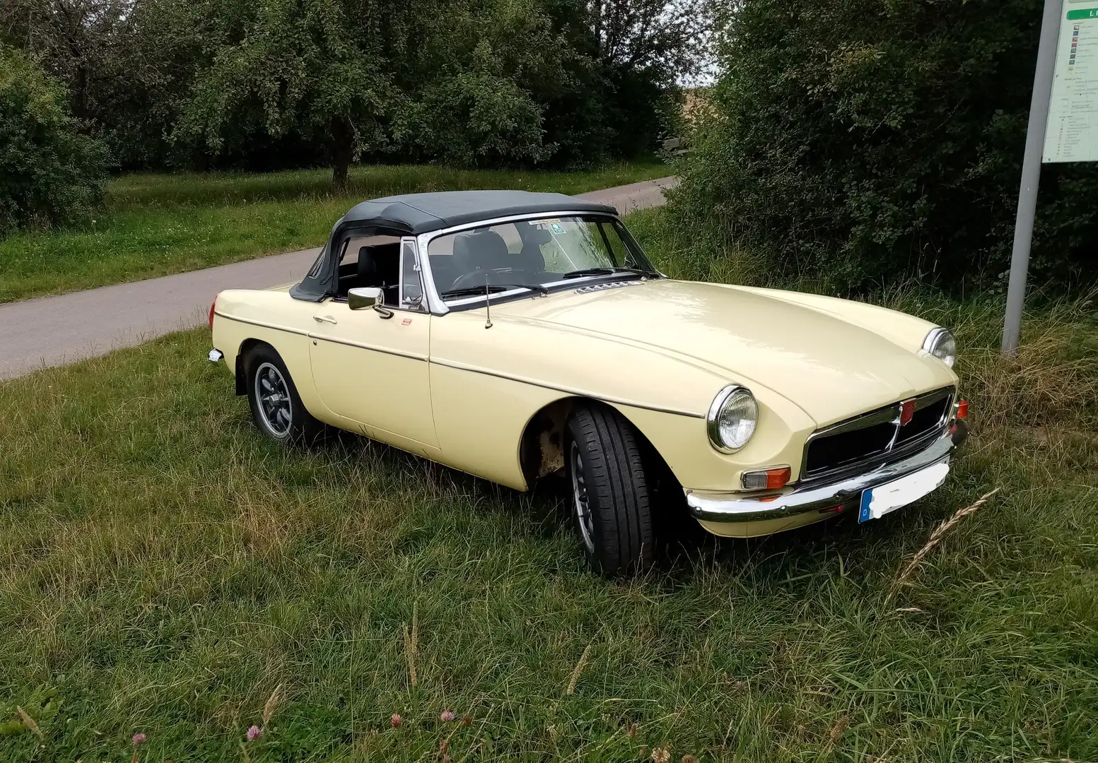 MG MGB Cabrio Gelb - 2