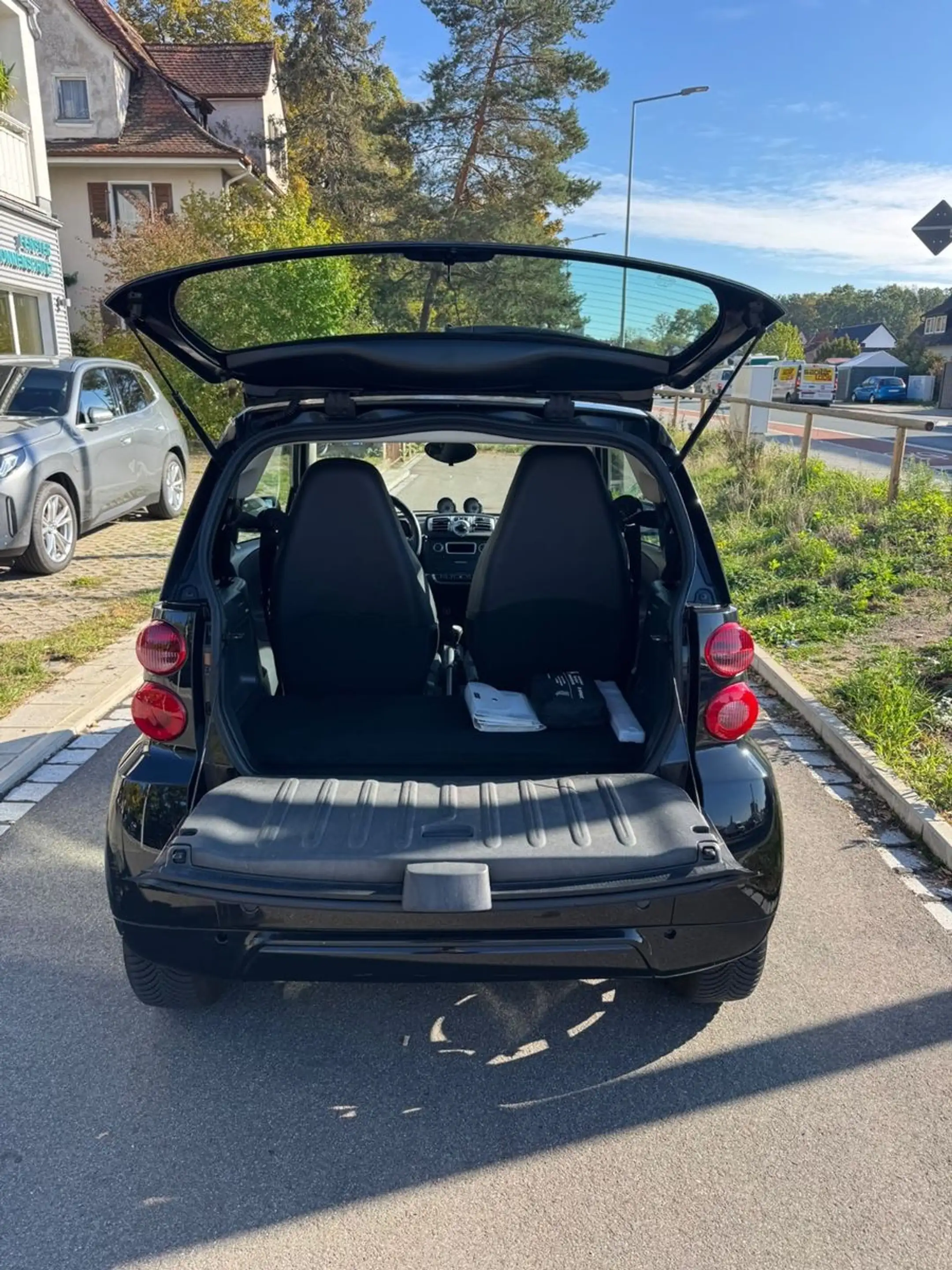 smart forTwo coupe Pure 62 kW / Klima / Panoramadach — photo 6