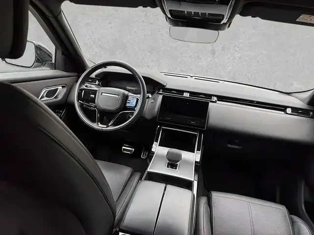 Land Rover Range Rover Velar view 6