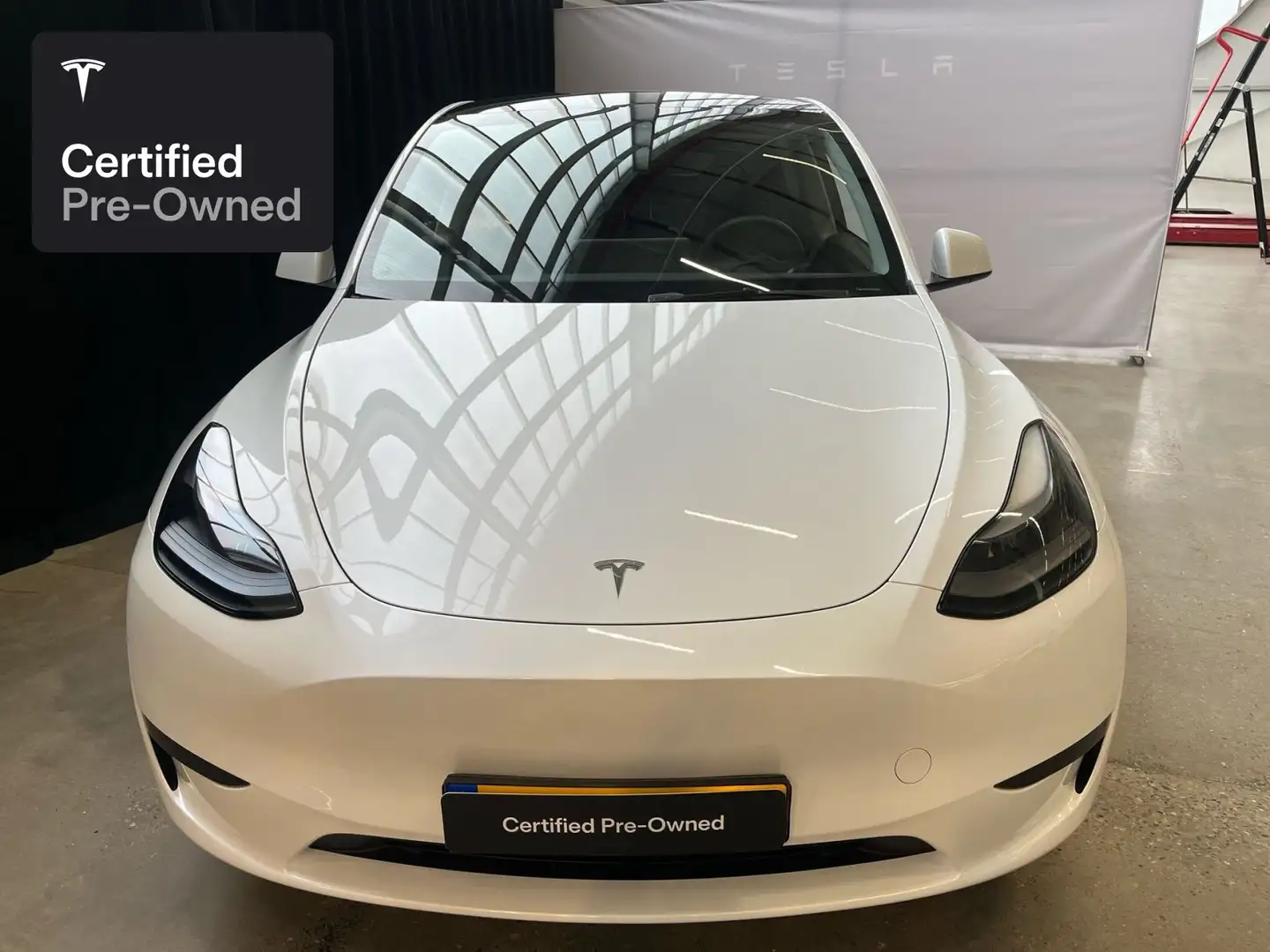 Tesla Model Y Rear-Wheel Drive "Certified Pre-Owned" Weiß - 2