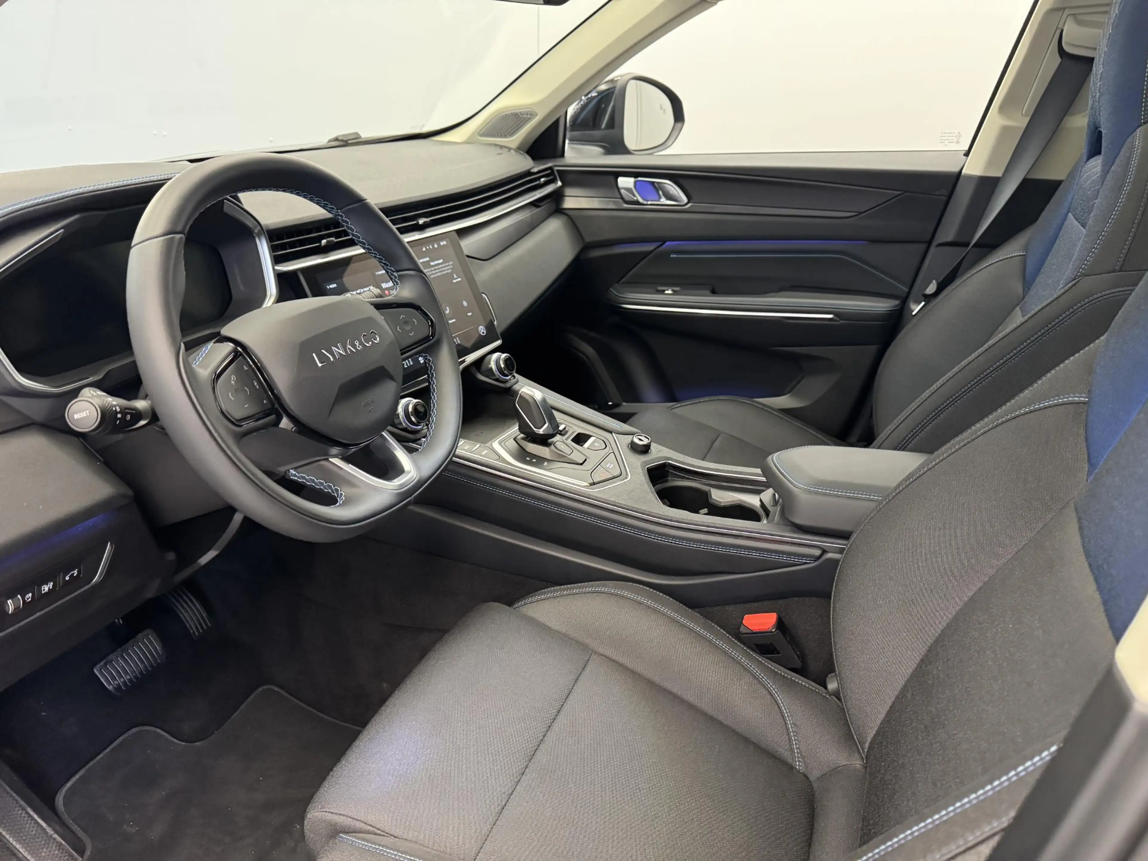Lynk & Co 01 1.5 Panoramadak | ACC | Keyless | 360 camera | Rij — photo 9