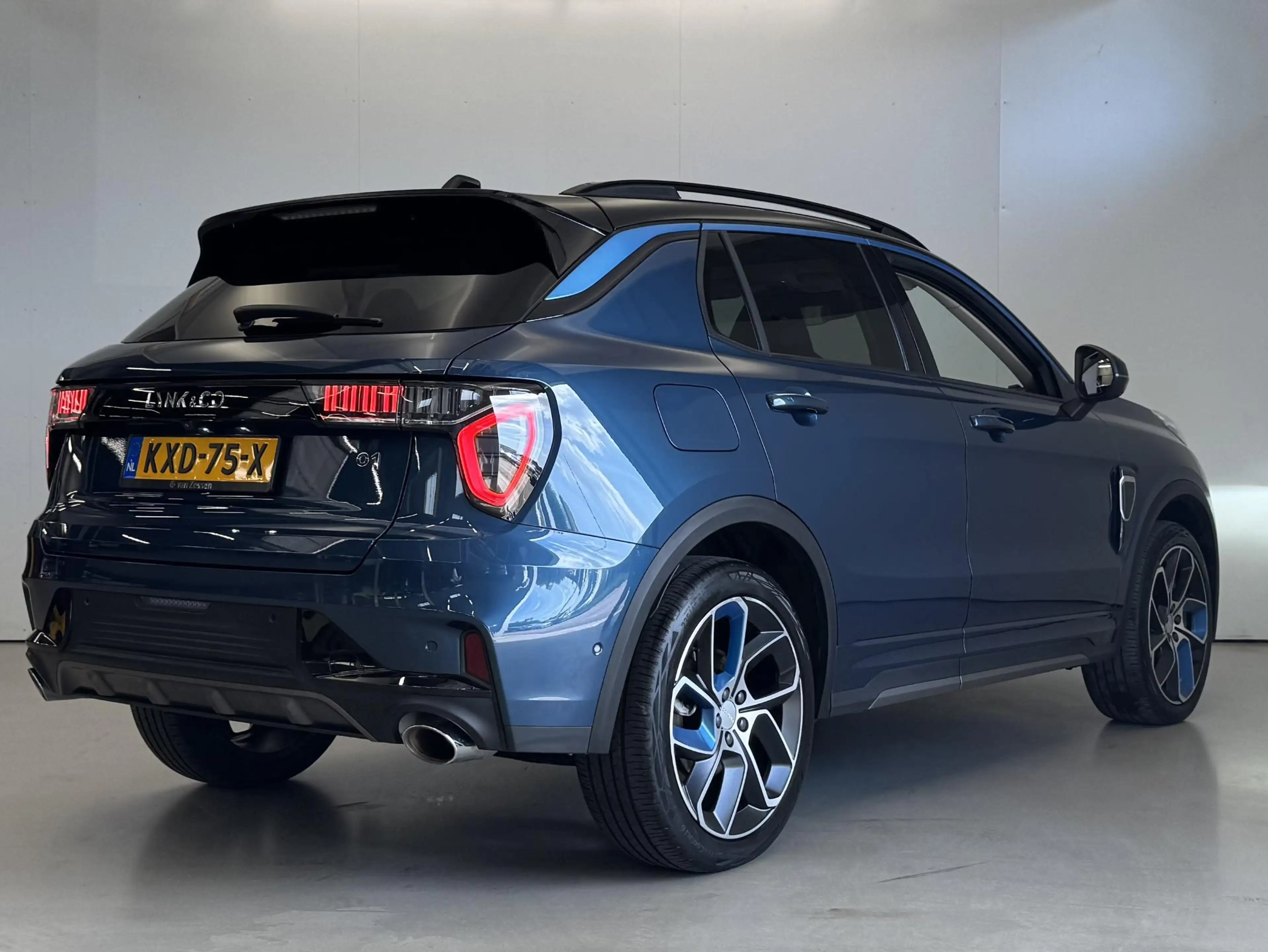 Lynk & Co 01 1.5 Panoramadak | ACC | Keyless | 360 camera | Rij — photo 8