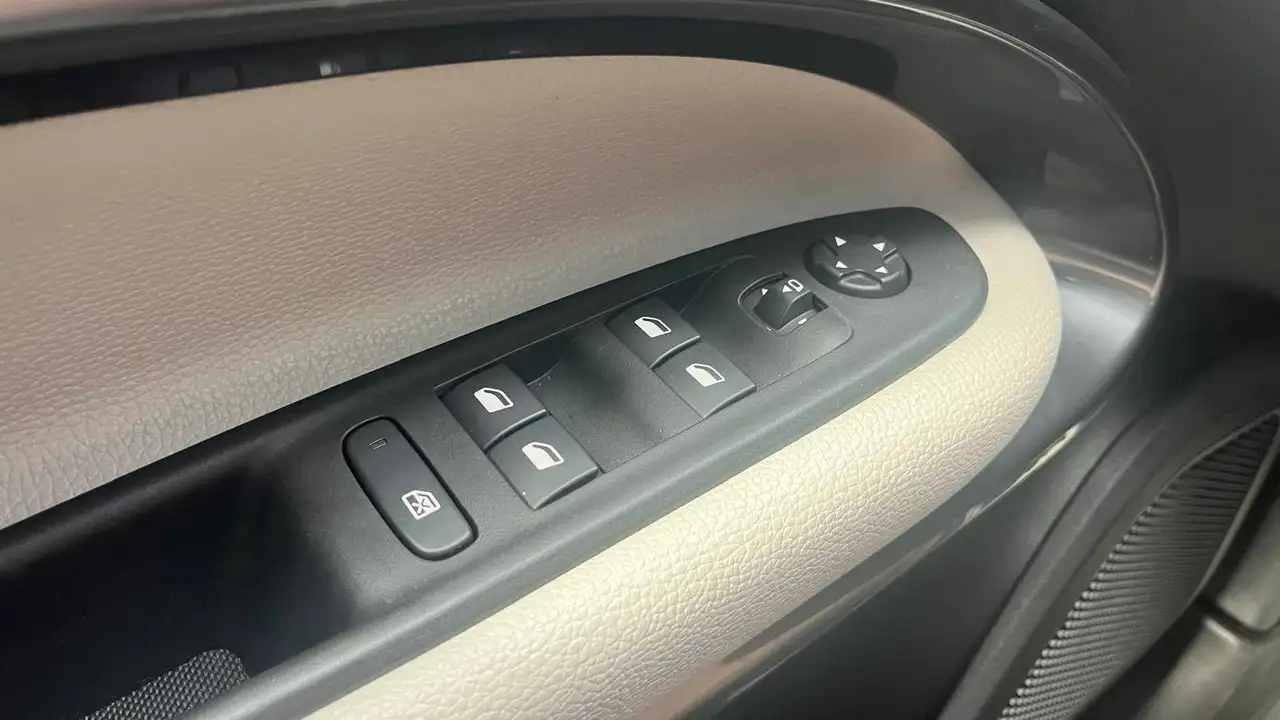 Fiat 600 1.2 Hybrid DCT La Prima ! Full option!, миниатюра 21
