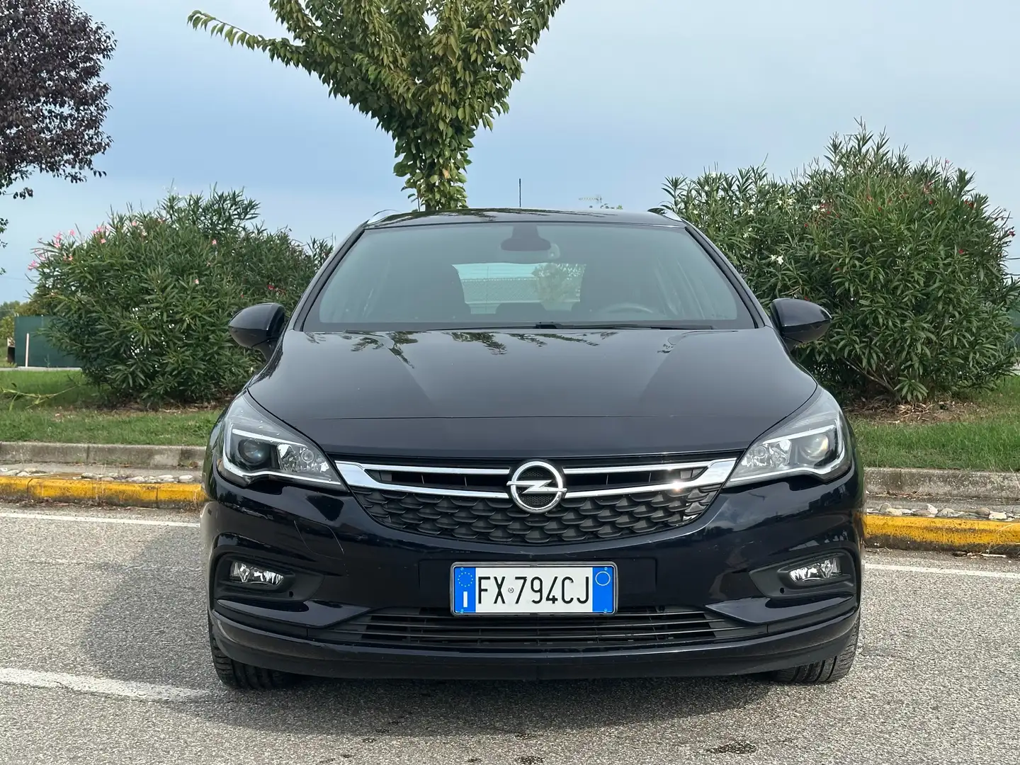 Opel Astra Sports Tourer 1.4 ecoM 110cv Dynamic Nero - 2