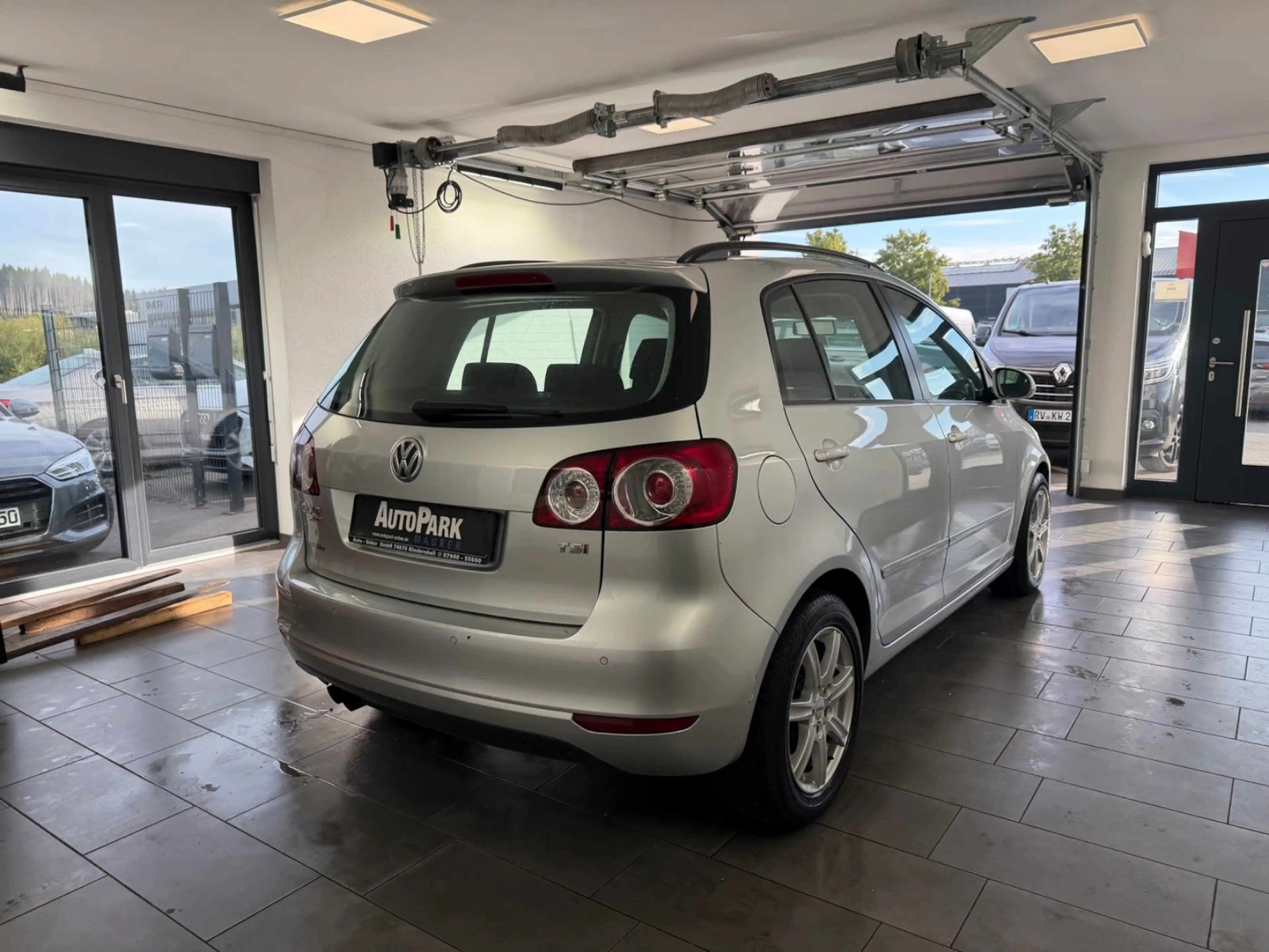 Volkswagen Golf Plus 1.4 TSI DSG | SHZ | PDC | Climatronic — photo 6