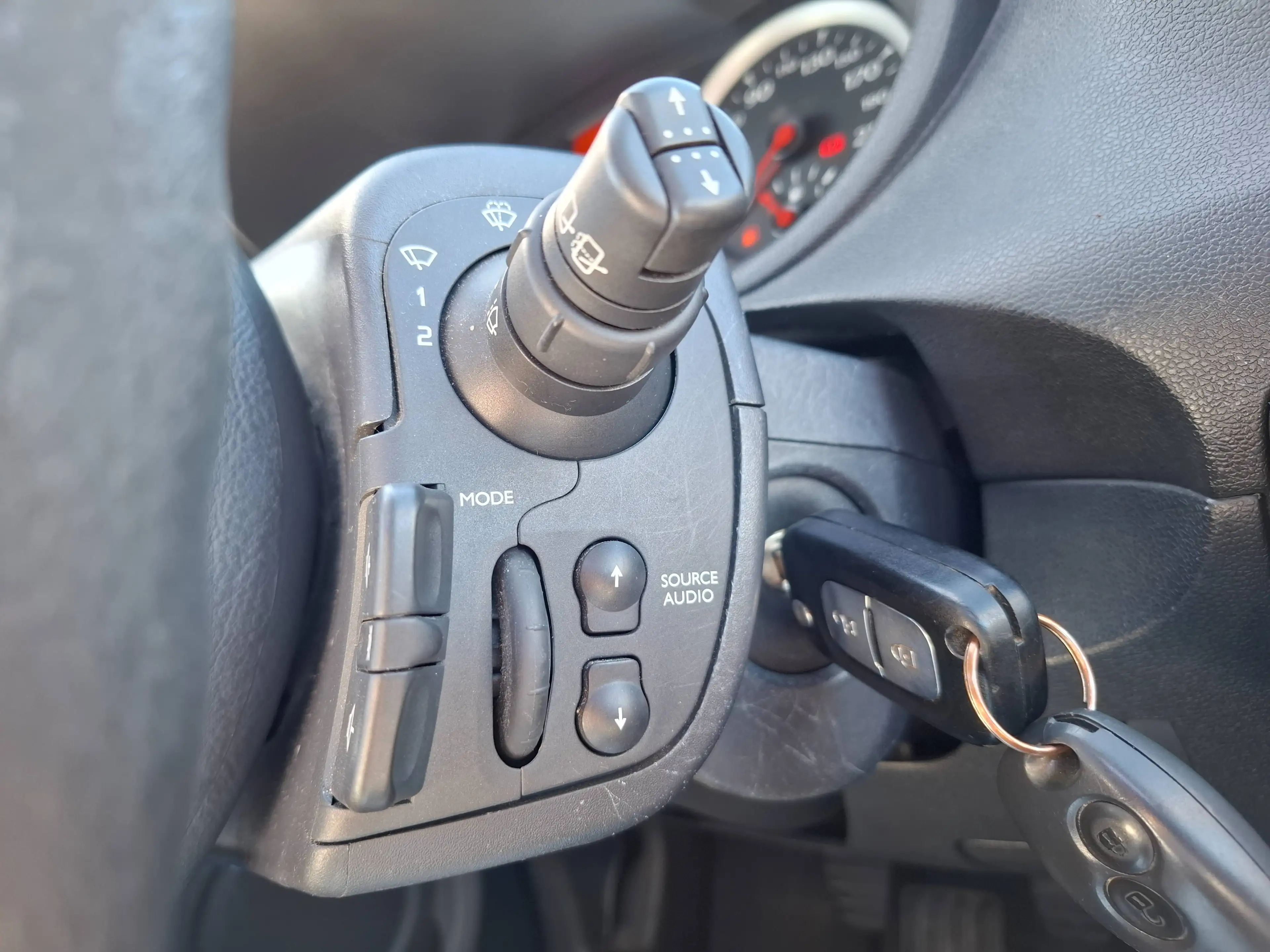 Renault Clio Clio 1.5 dCi Exception ECO FAP — photo 14