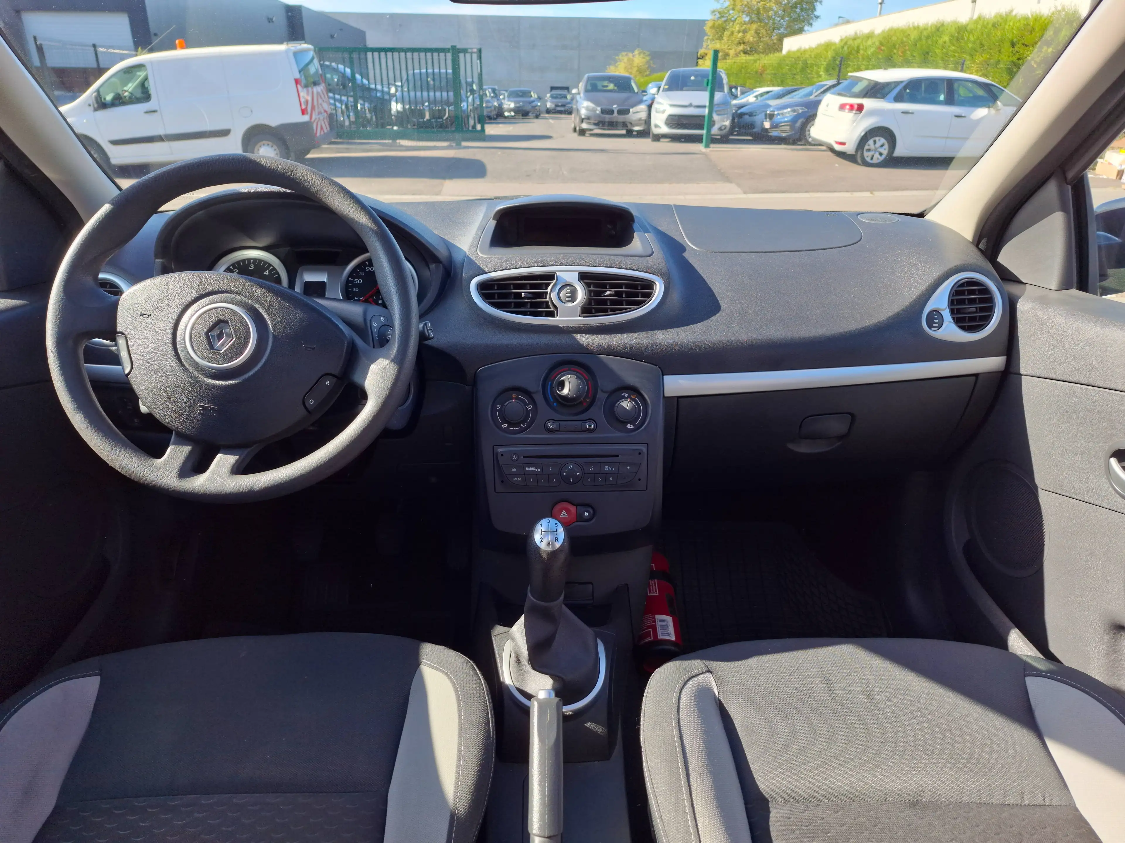 Renault Clio Clio 1.5 dCi Exception ECO FAP — photo 11