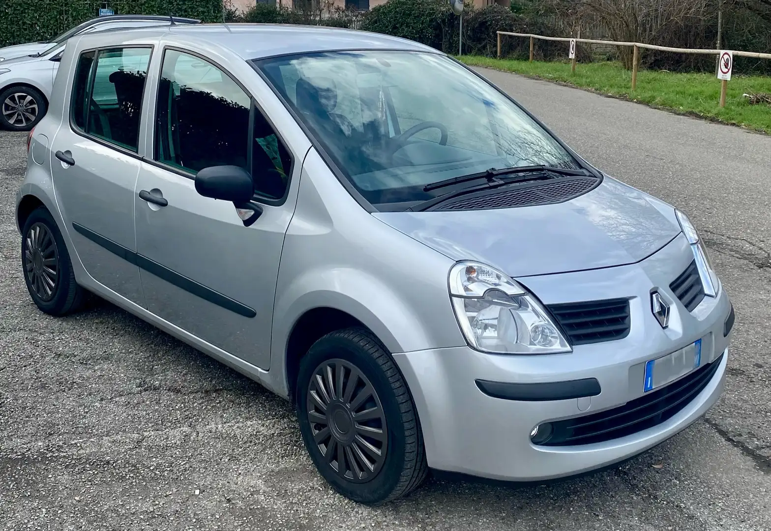 Renault Modus 1.2 16v Dynamique - 1