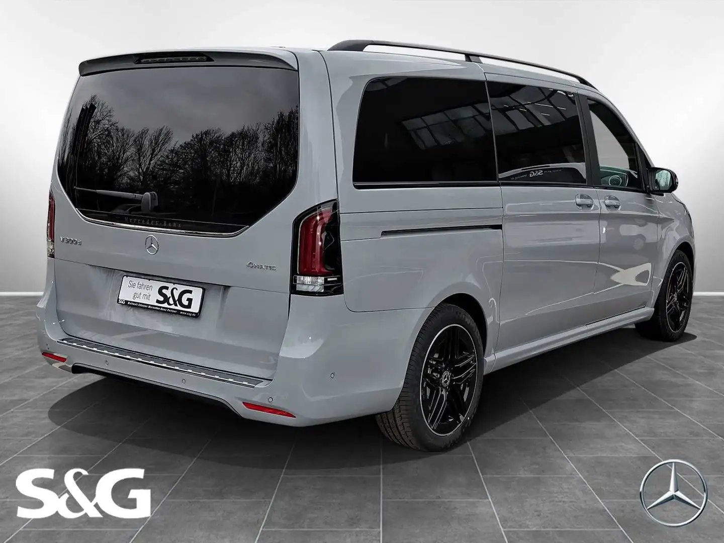 Mercedes-Benz V 300 d 4M EXCLUSIVE Lang AMG AHK+Pano+Standheiz Grau - 2