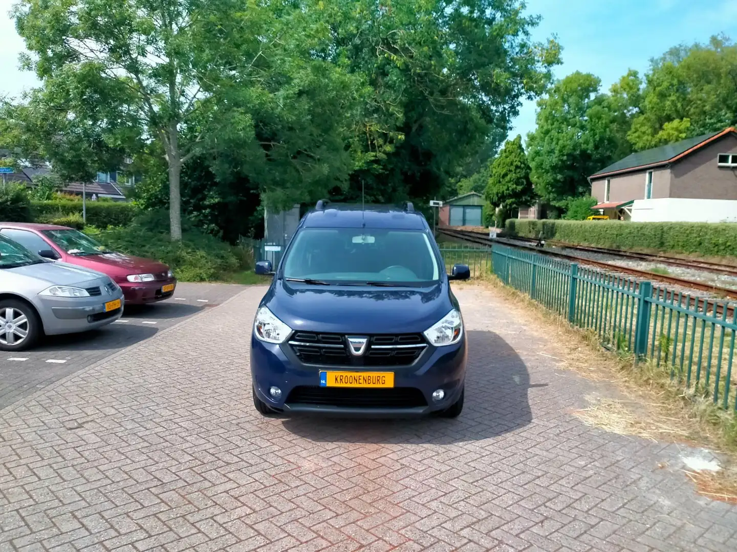 Dacia Dokker 1.2 TCe S&S Lauréate navi cruise stoelverwarming A Blauw - 2