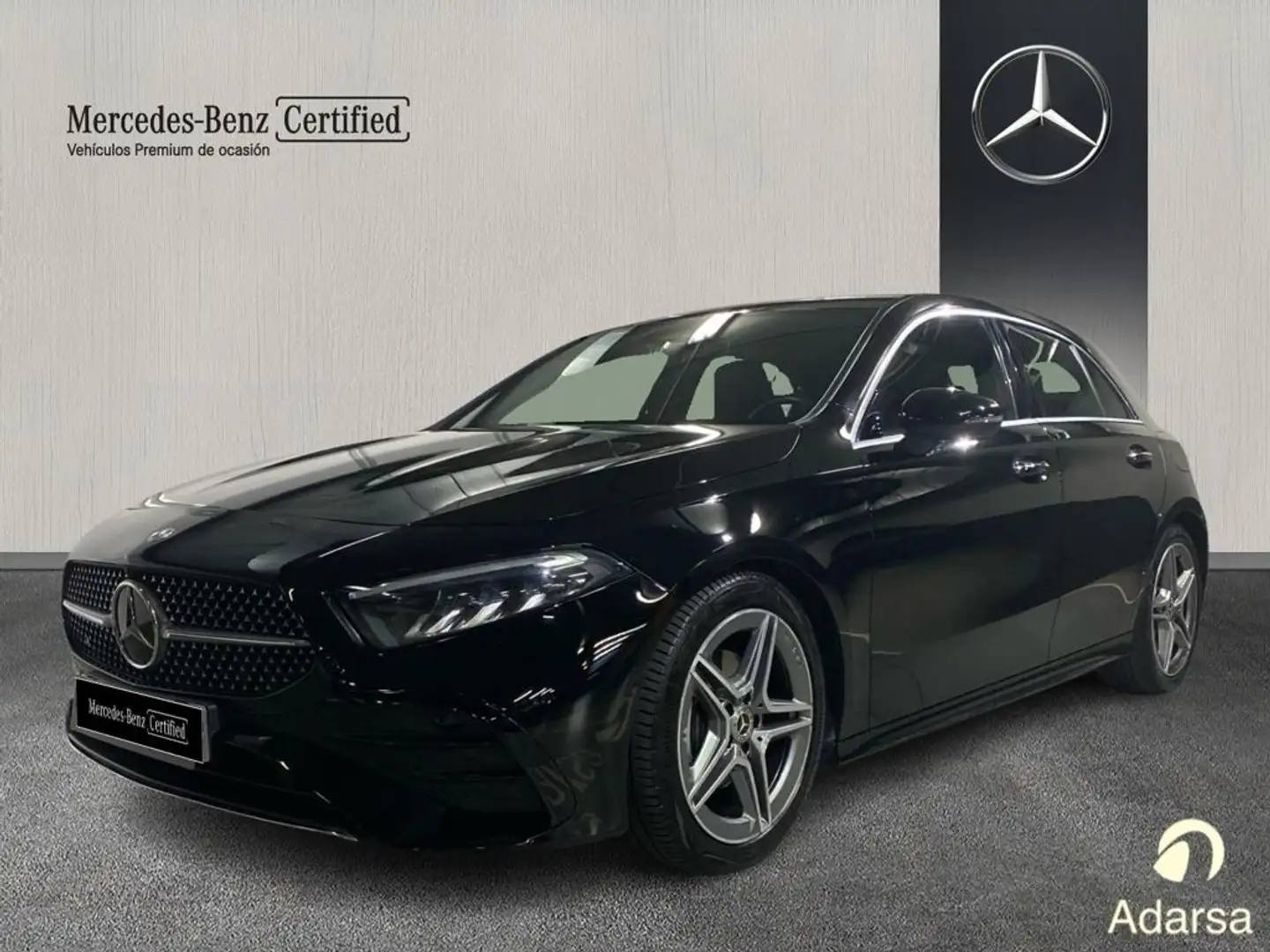 Mercedes-Benz A 180 AMG Line - 1