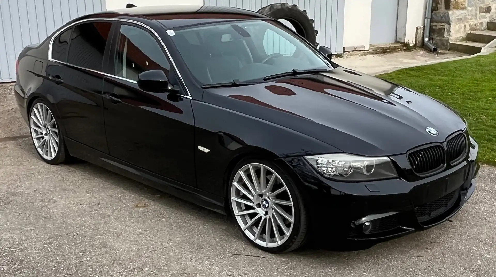 BMW 325 Schwarz - 2
