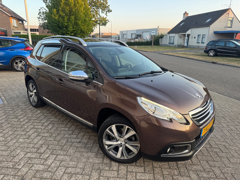 Peugeot 2008 1.6 VTi Féline Panodak,Trkhaak, Alcantara — photo 7