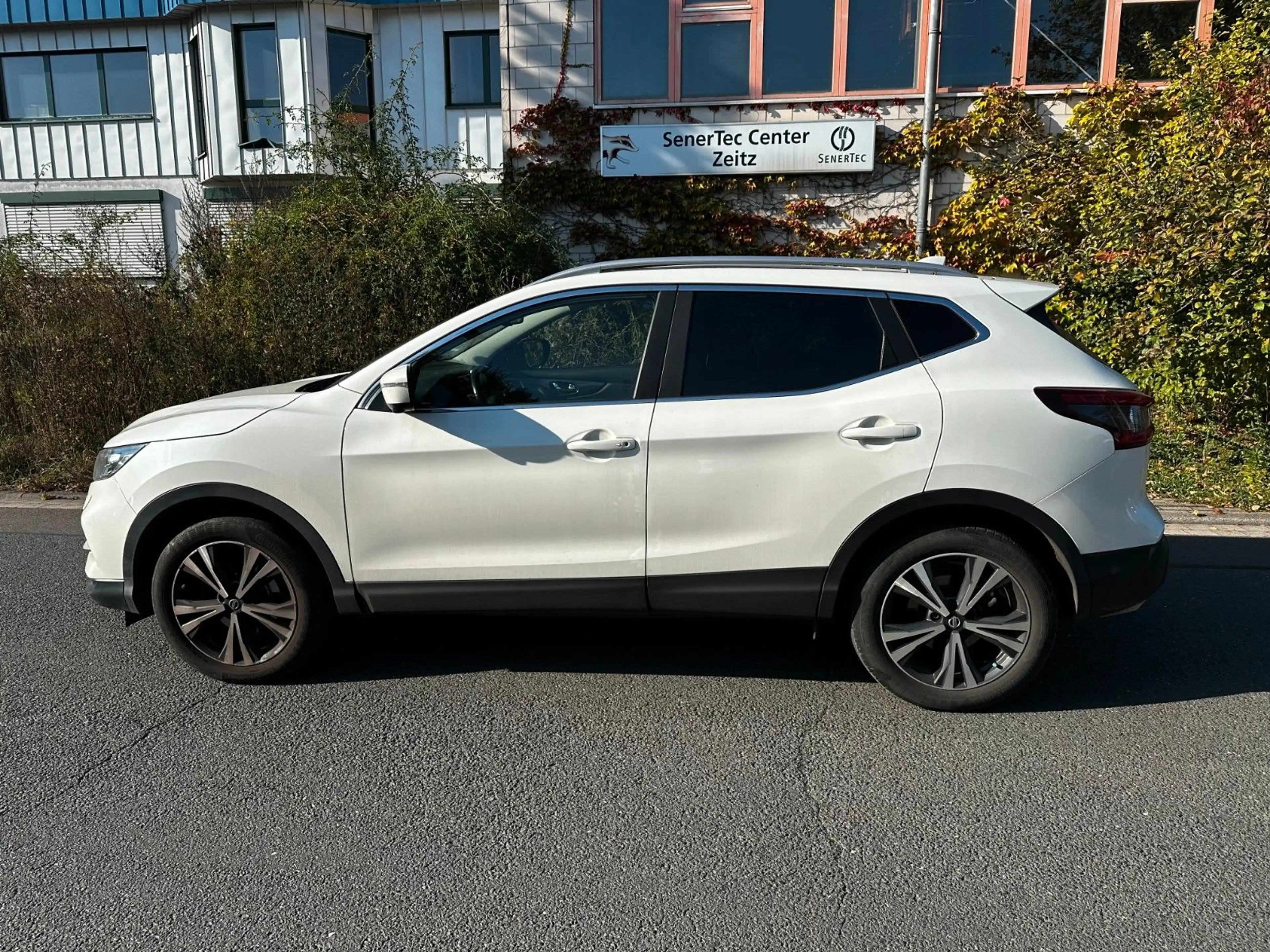 Nissan Qashqai 1.3 DIG-T N-CONNECTA