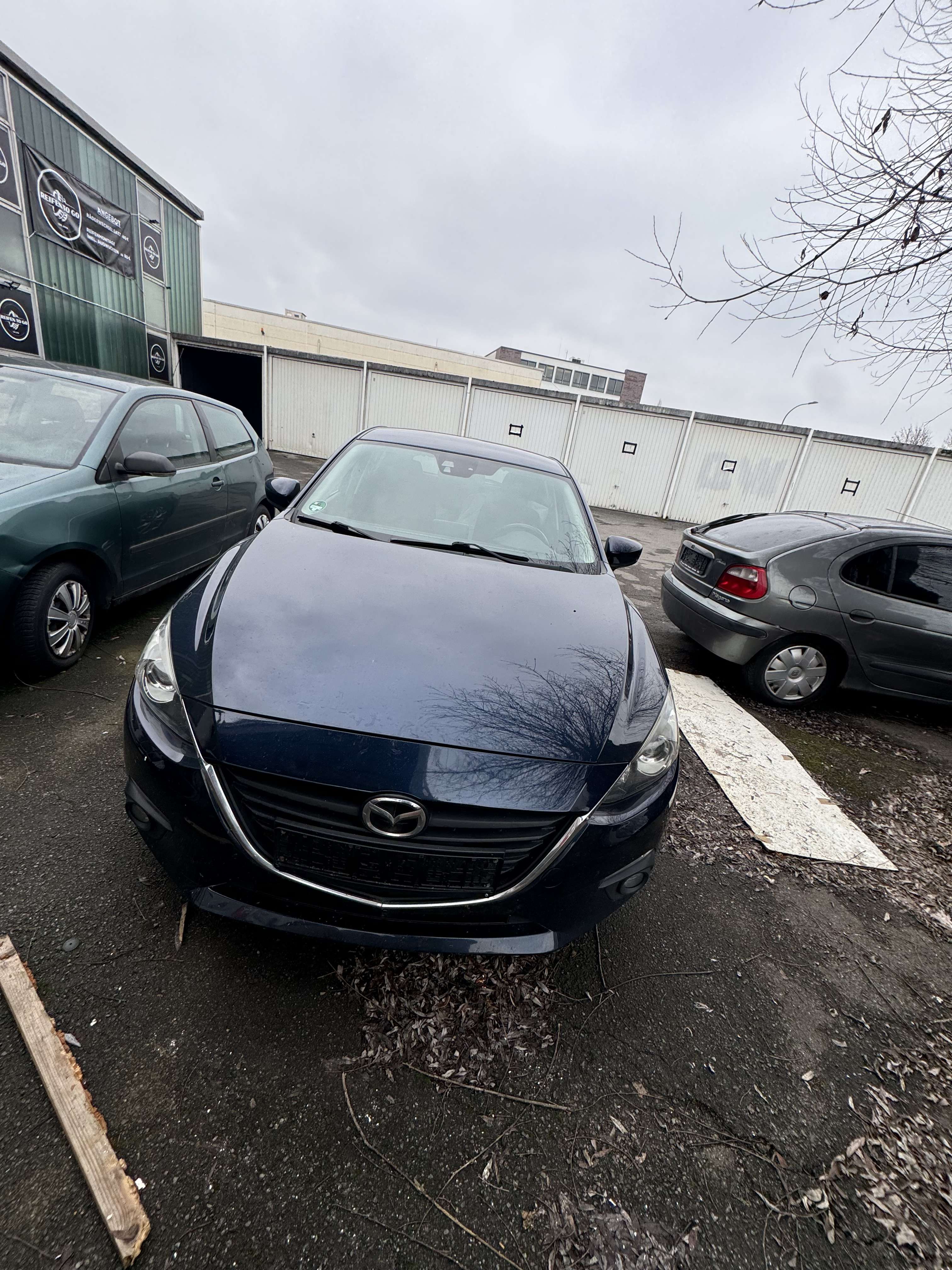 Second hand Mazda 3 