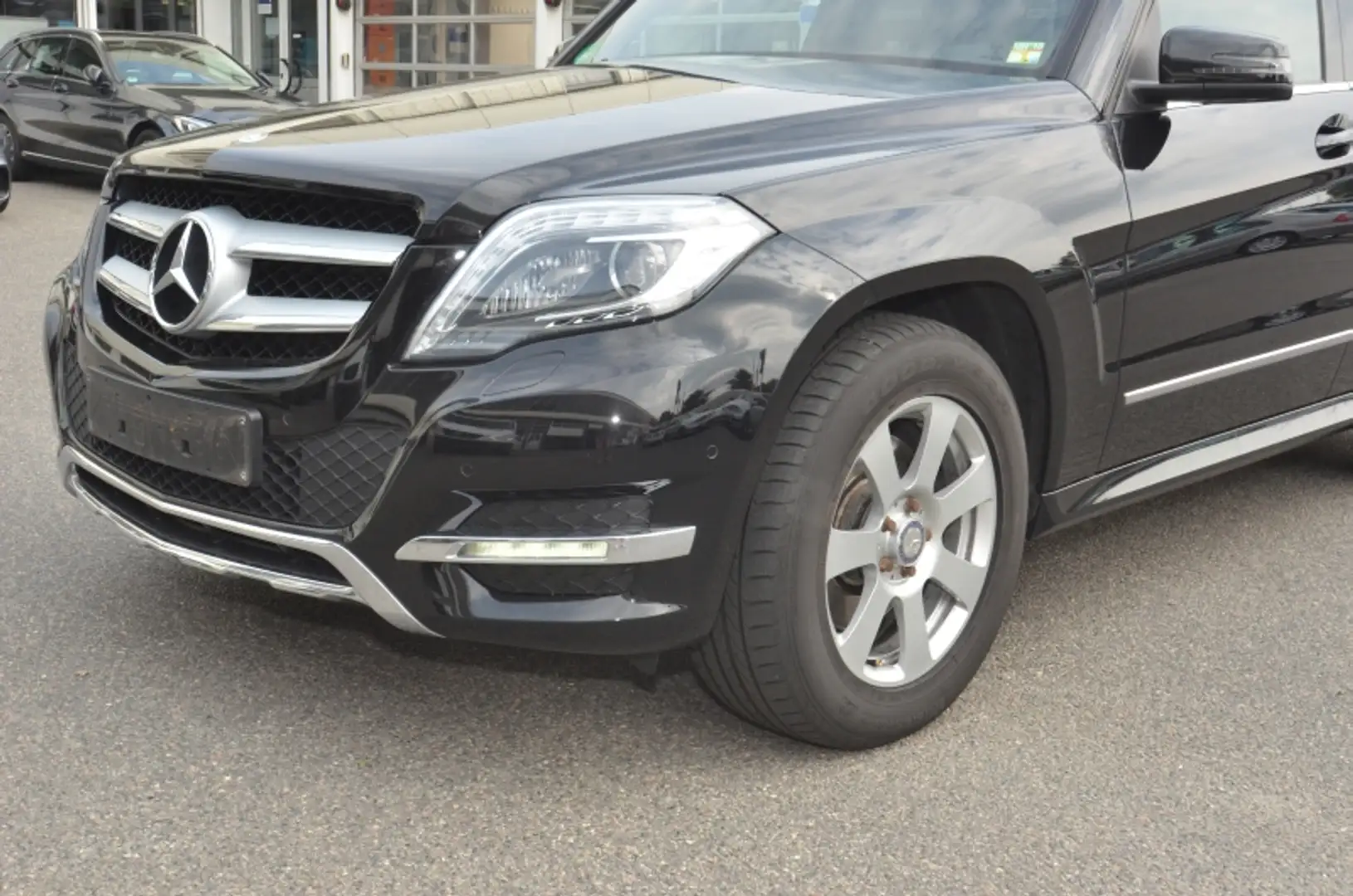 Mercedes-Benz GLK 220 GLK 220 CDI 4Matic (BlueEFFICIENCY) 7G-TRONIC Schwarz - 2