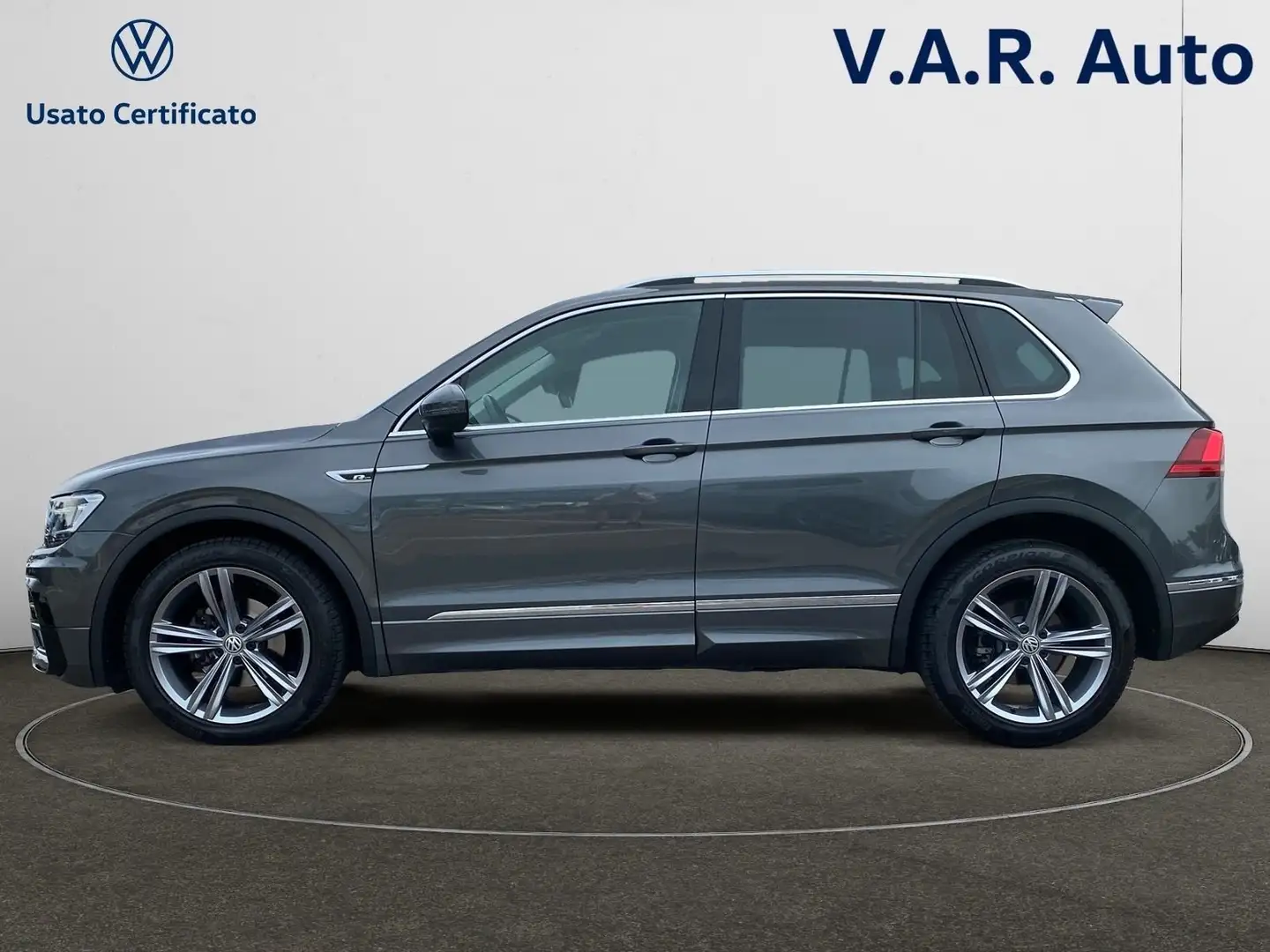 Volkswagen Tiguan 2.0 TDI SCR DSG Sport BlueMotion Tech. - 2