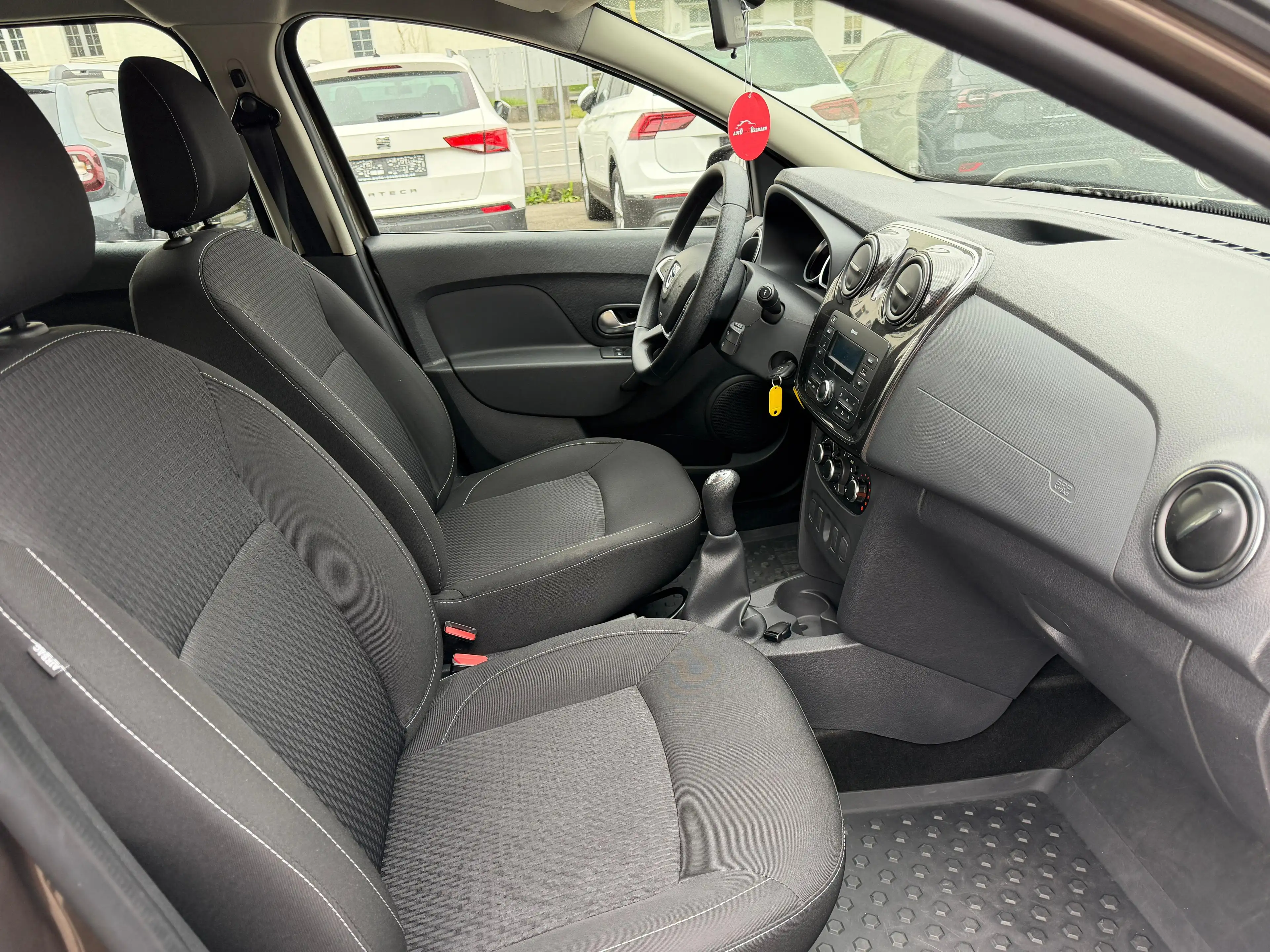 Dacia Logan Logan MCV Ambiance TCe 90 S TÜV NEU — photo 8