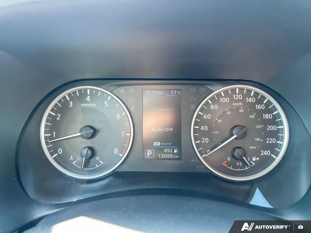 Nissan Sentra снимка Nissan Sentra