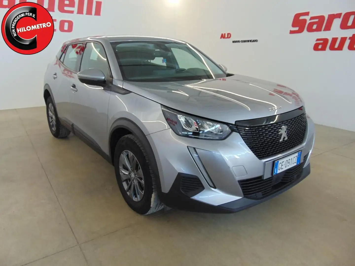 Peugeot 2008 2008 1.2 puretech Active Pack s&s 100cv Grijs - 2