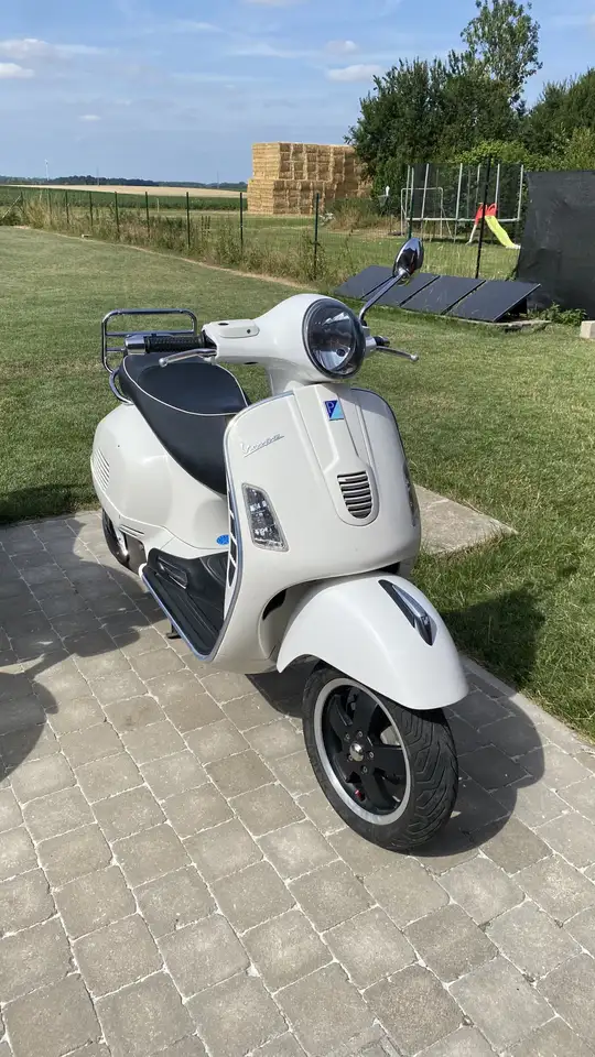 Vespa GTS Super 310