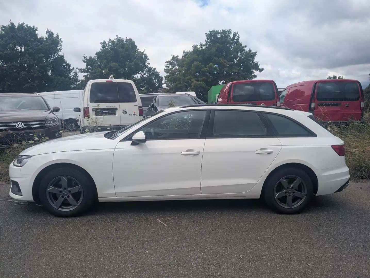 Audi A4 Avant 40 g-tron*AHK*ACC*SOUND*SPORT*TOP* Blanc - 2