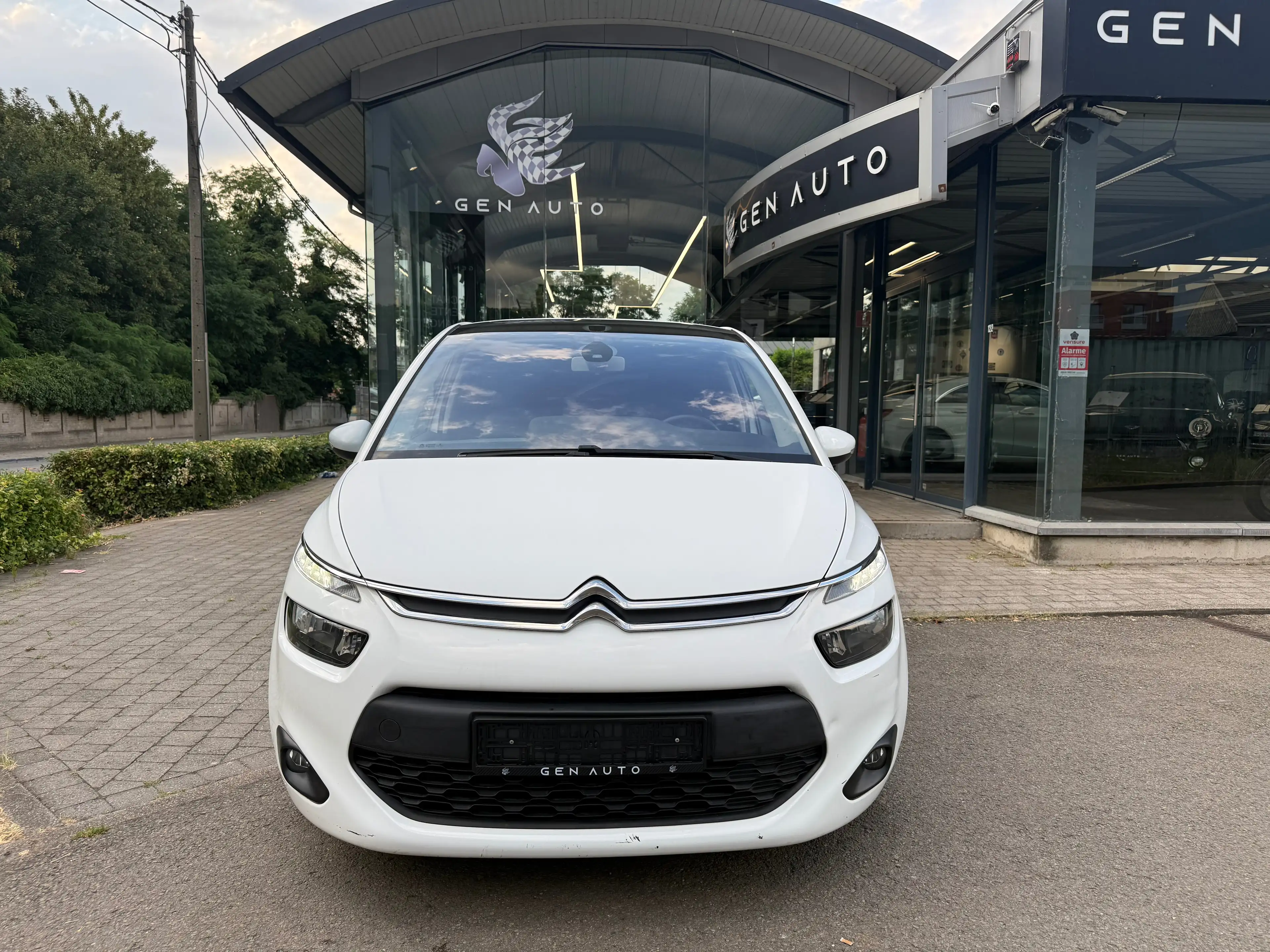 Citroen C4 Picasso Picasso 1.6 HDi Automatique GPS Airco CruiseC * 12 MOIS GARANTIE * — photo 2