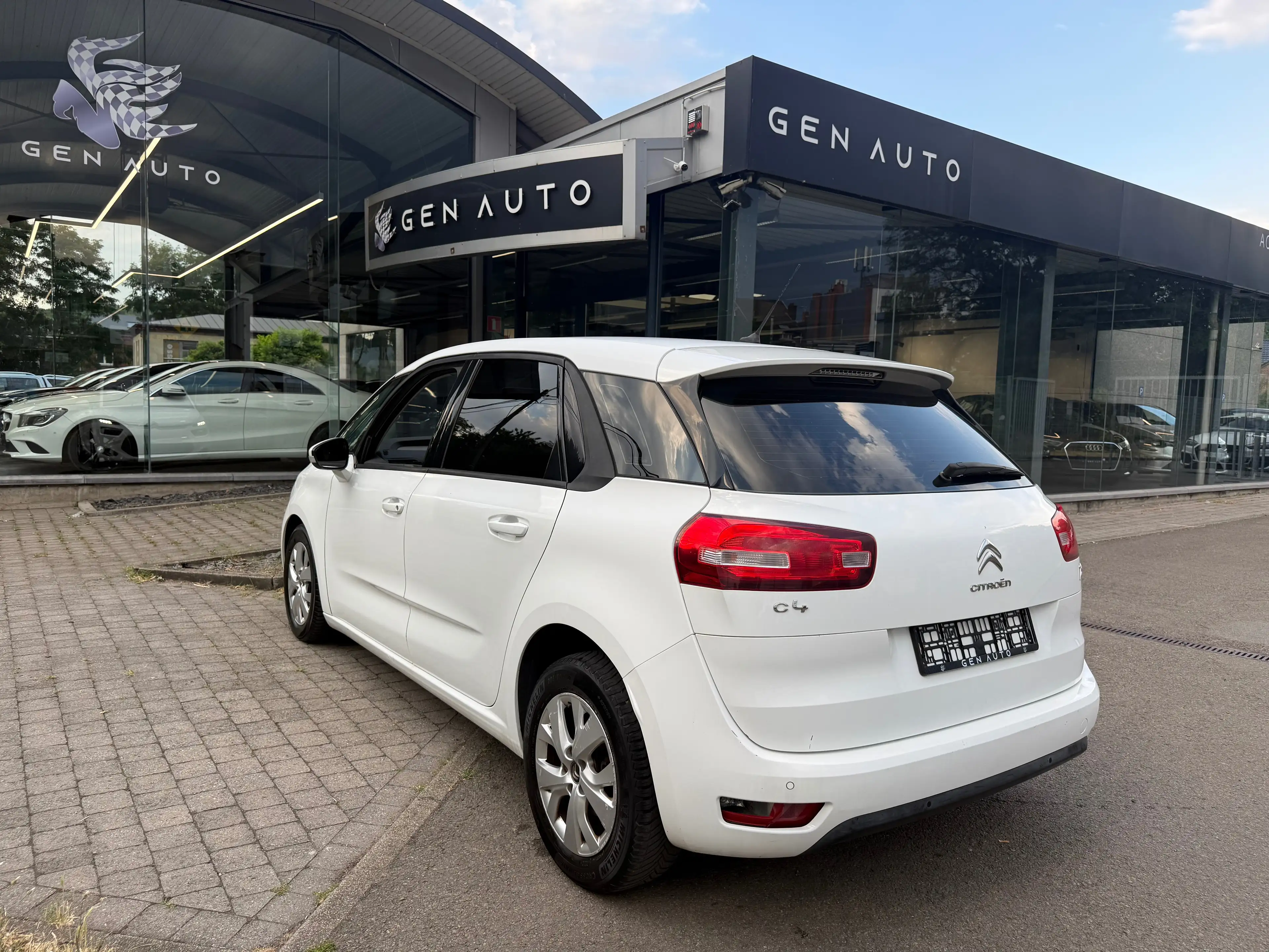 Citroen C4 Picasso Picasso 1.6 HDi Automatique GPS Airco CruiseC * 12 MOIS GARANTIE * — photo 7