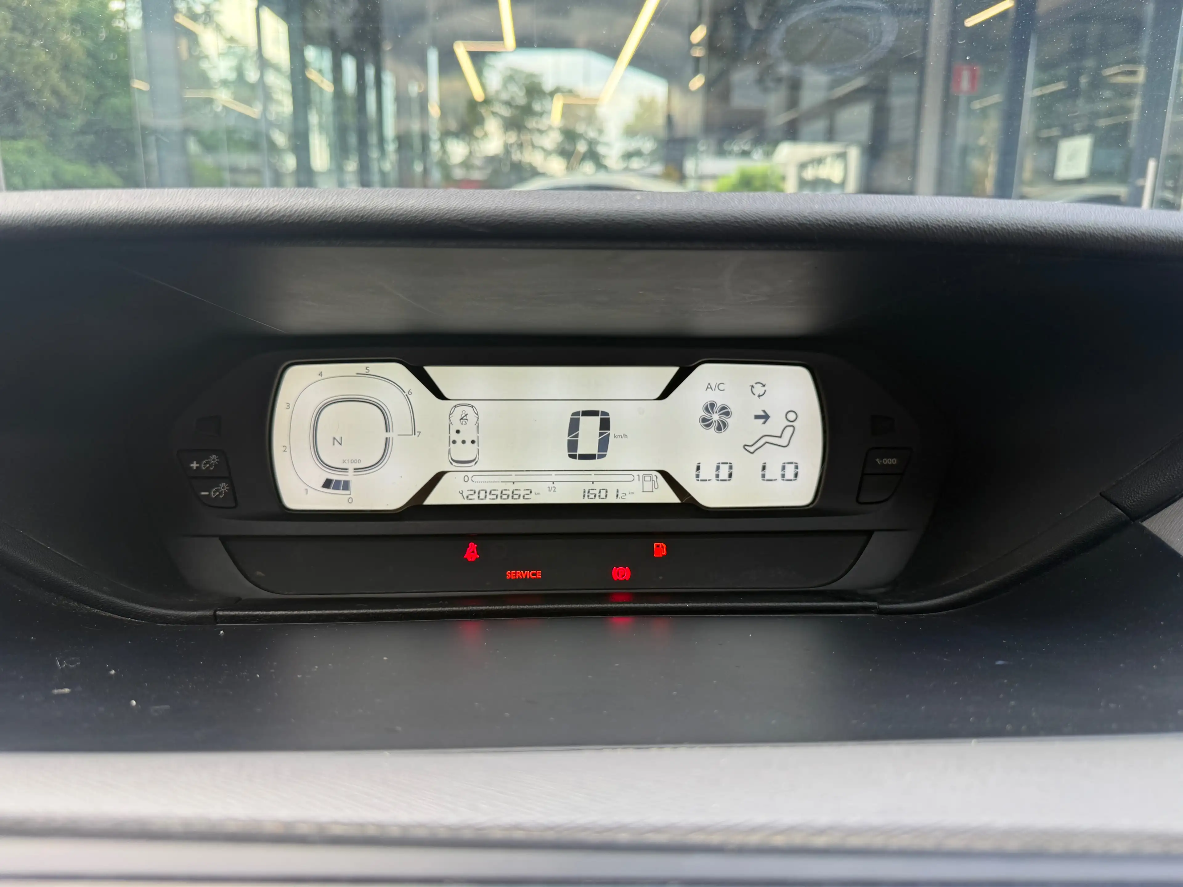 Citroen C4 Picasso Picasso 1.6 HDi Automatique GPS Airco CruiseC * 12 MOIS GARANTIE * — photo 9