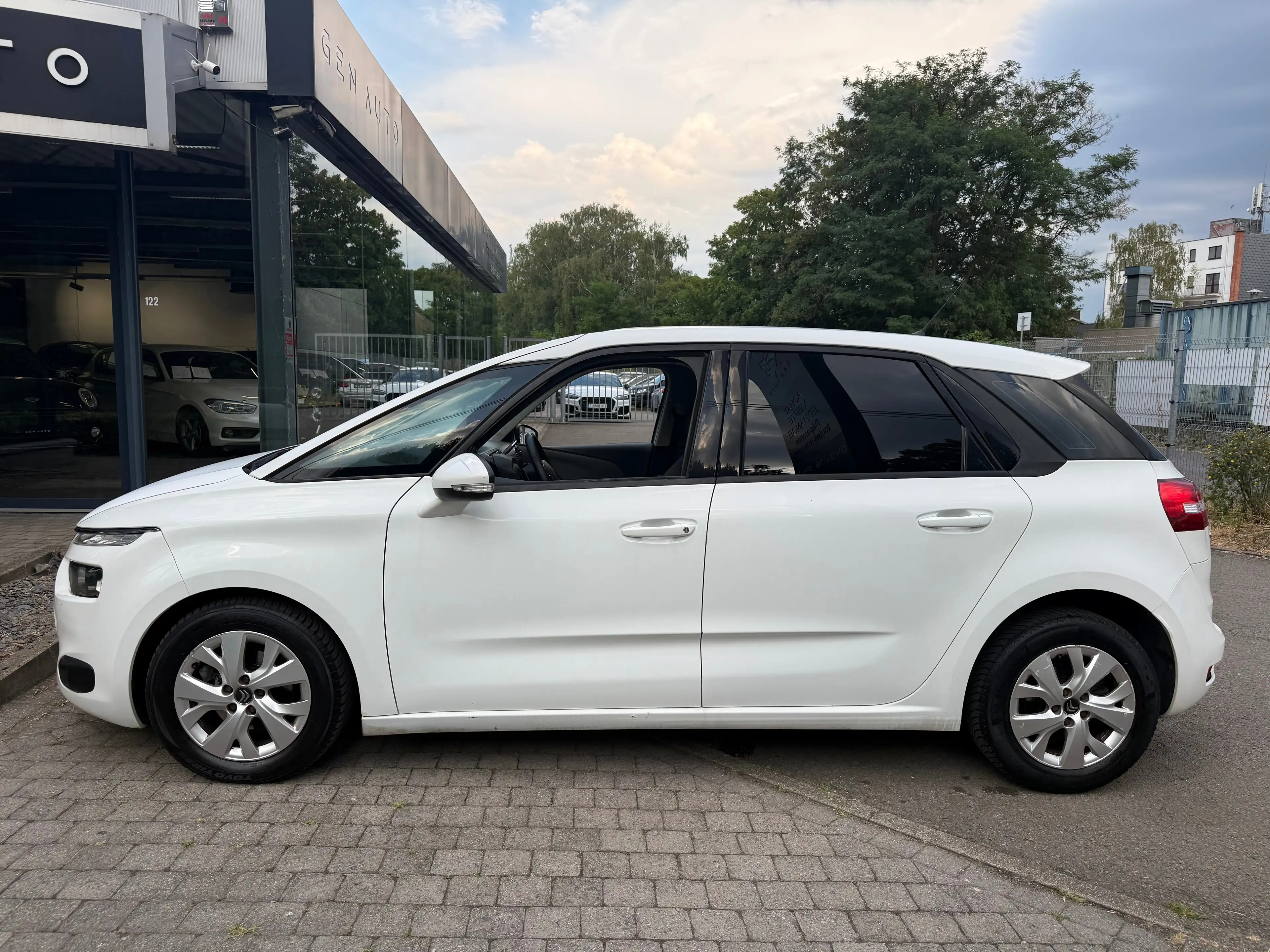 Citroen C4 Picasso Picasso 1.6 HDi Automatique GPS Airco CruiseC * 12 MOIS GARANTIE * — photo 8