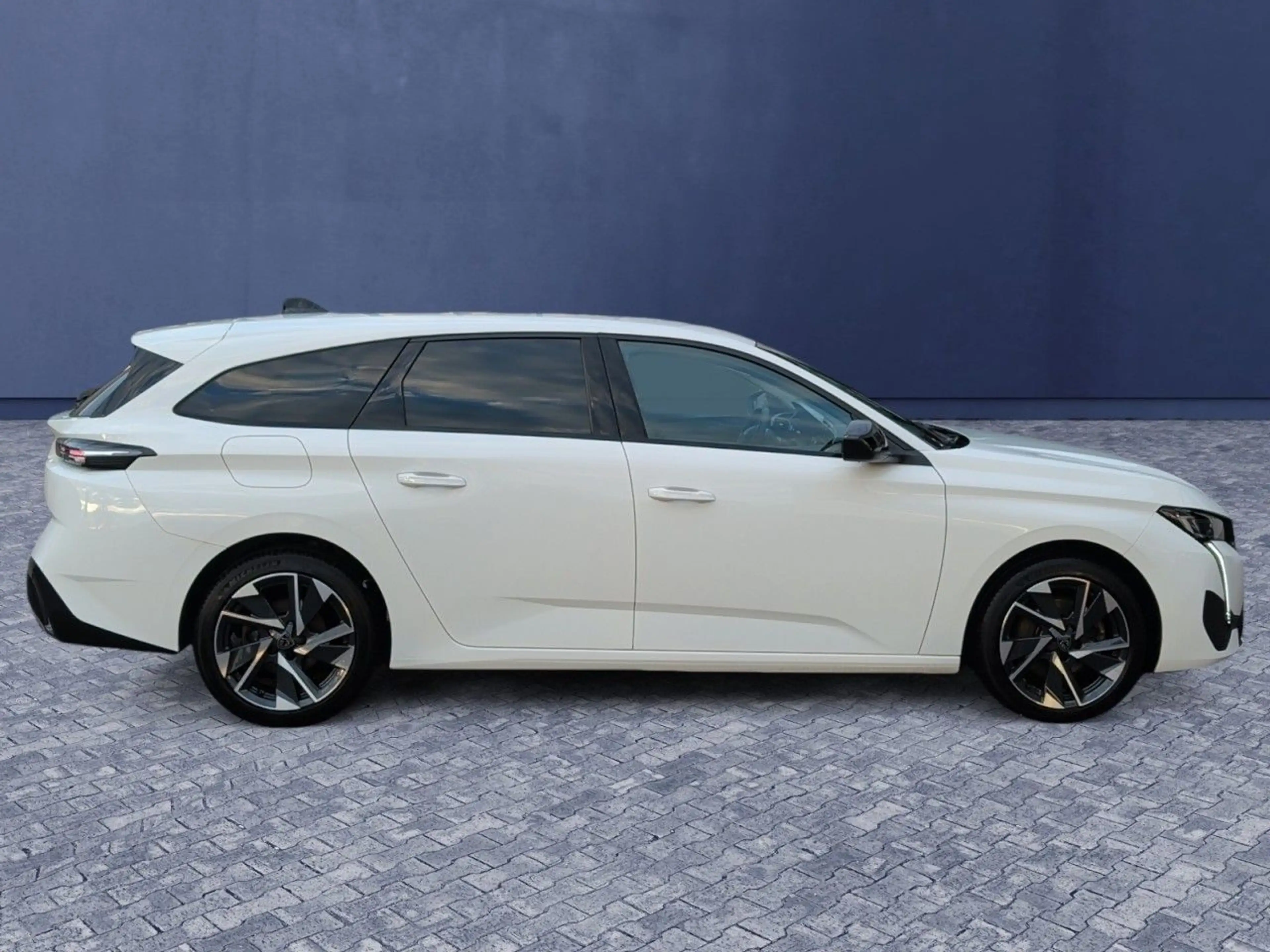 Peugeot 308 SW Allure Pack 1.5 BlueHDi Aut+ACC+Klima+DAB — photo 8