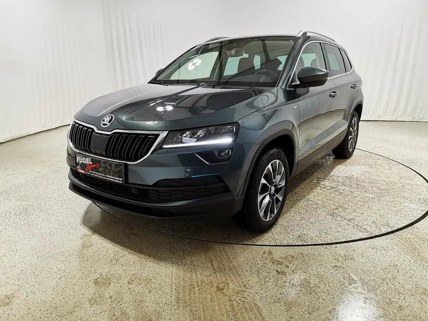 Skoda Karoq 1.5 TSI Drive 125 LED|Navi|AHK Grau - 2