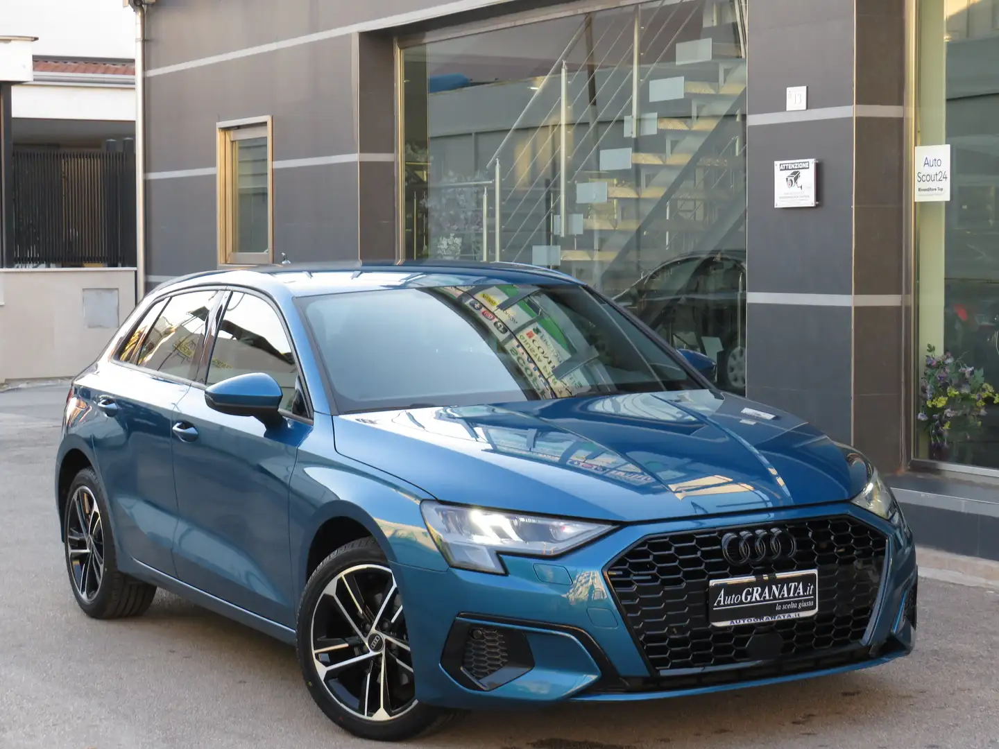 Audi A3 2.0 SPB 35 Tdi Business 150cv S-Tronic Nav/Cockpit Blu/Azzurro - 2
