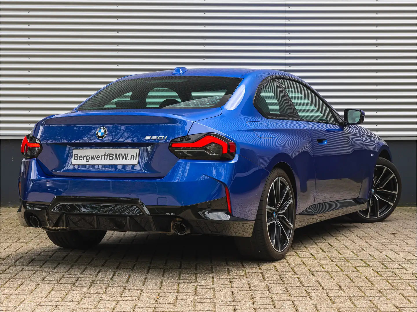 BMW 220 2-serie Coupé 220i M-Sport - Widescreen - ACC - Hi Modrá - 2