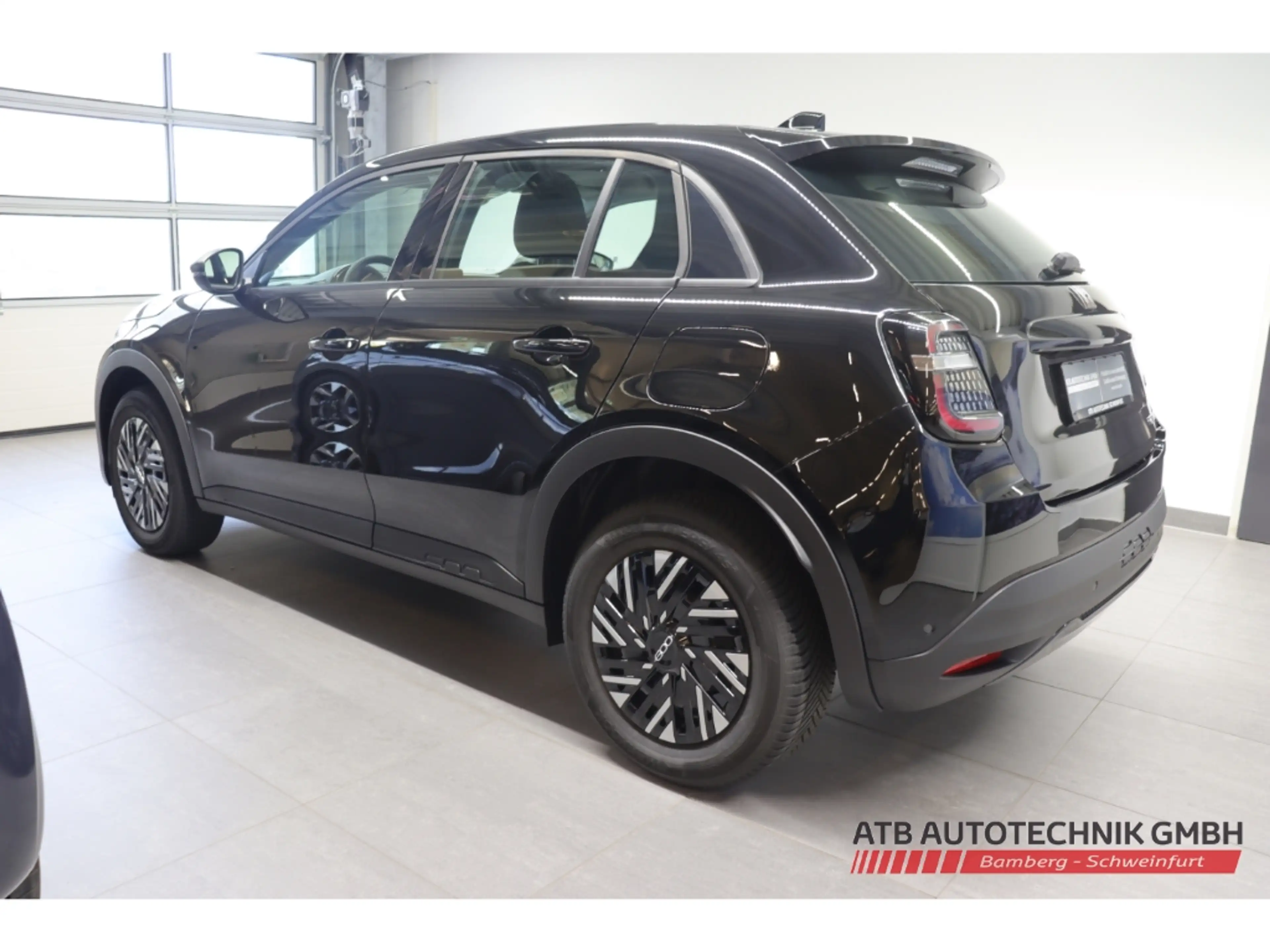 Fiat 600 125-Jahre-Edition Hybrid 1,2 T3 74kW (100PS) — photo 6