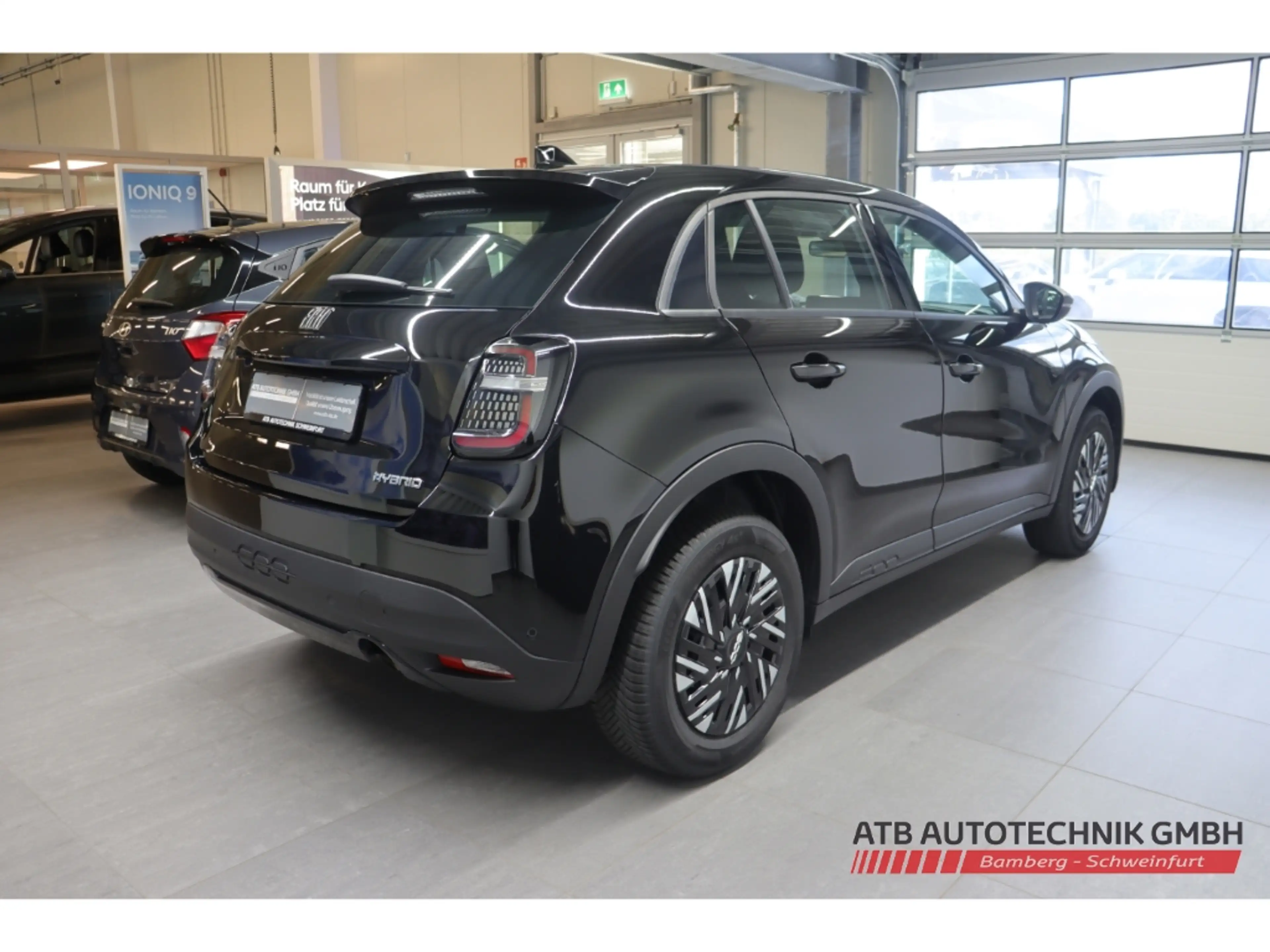 Fiat 600 125-Jahre-Edition Hybrid 1,2 T3 74kW (100PS) — photo 5
