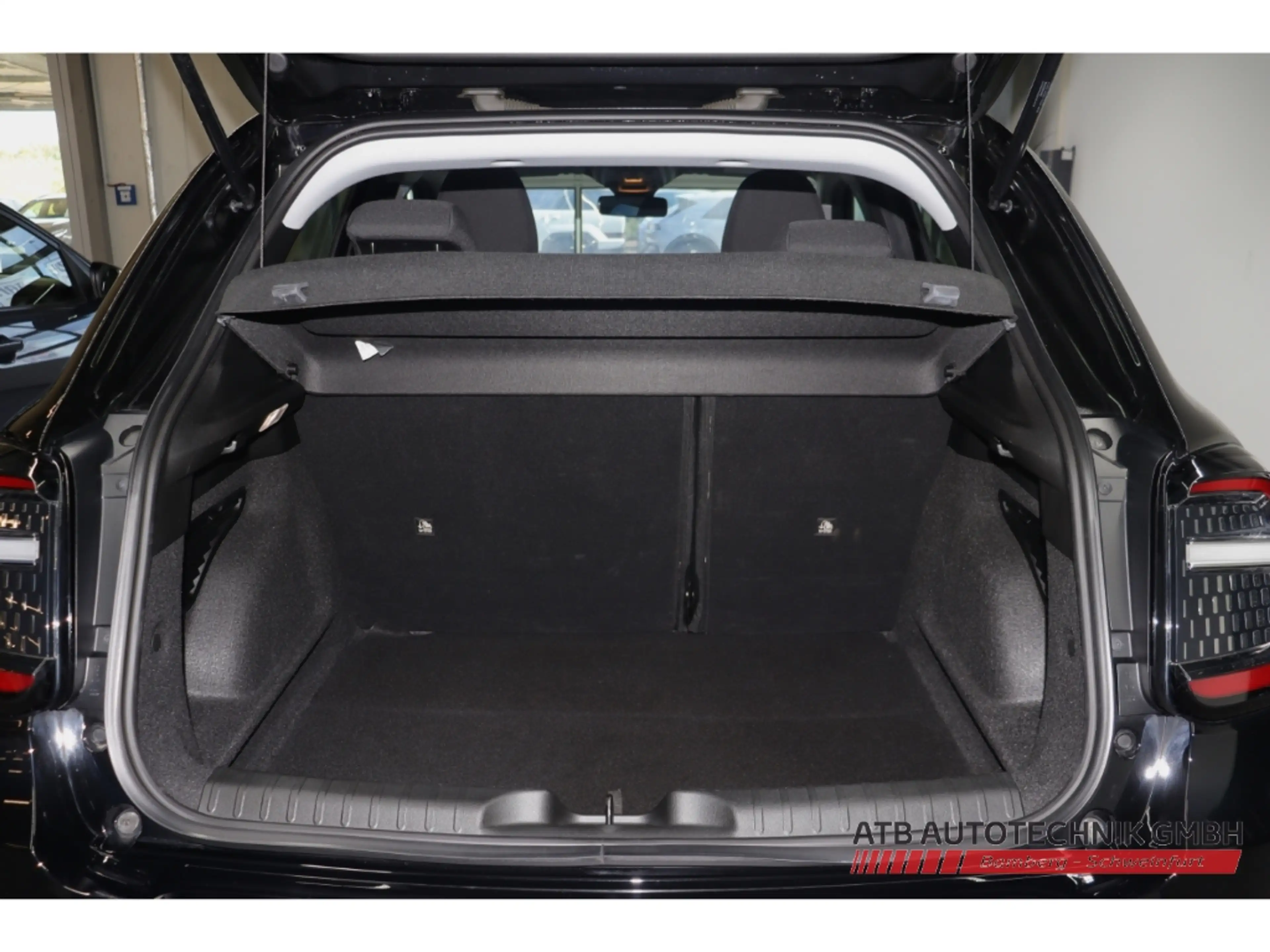 Fiat 600 125-Jahre-Edition Hybrid 1,2 T3 74kW (100PS) — photo 10