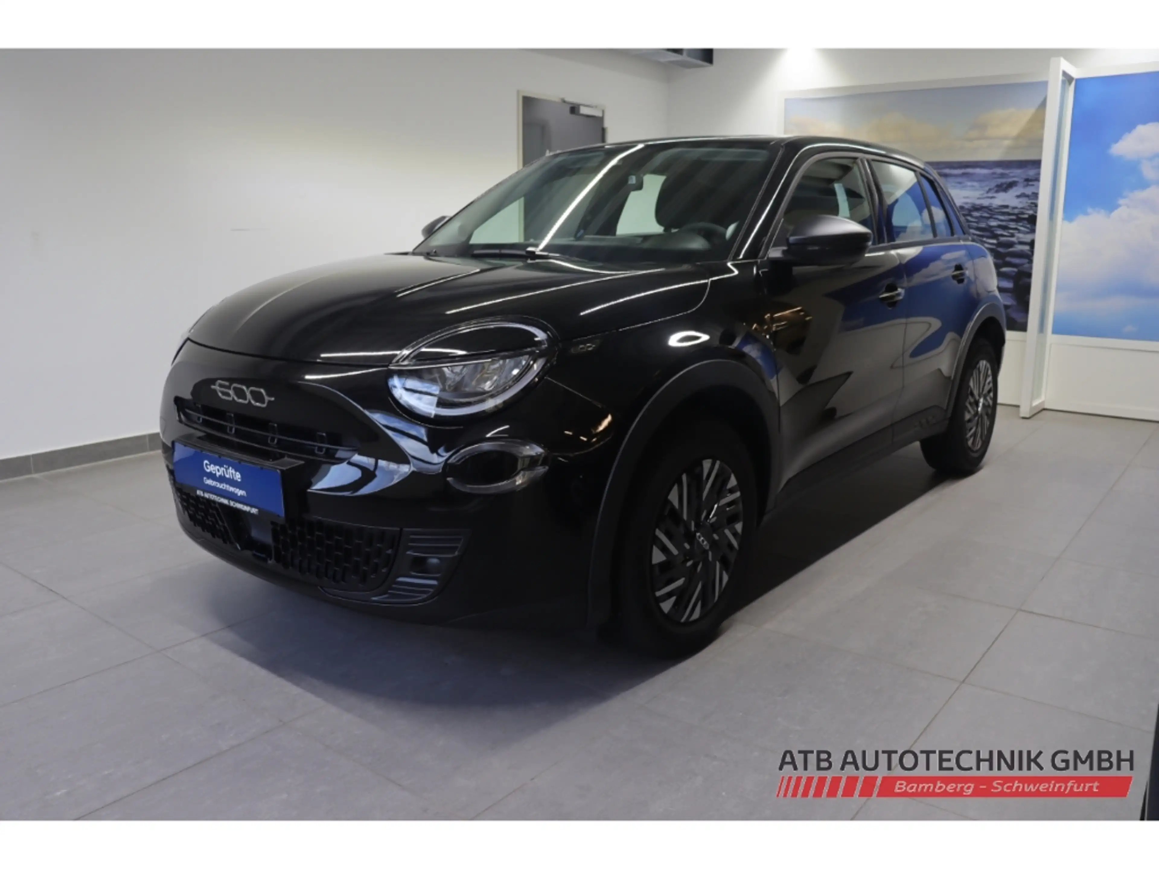 Fiat 600 125-Jahre-Edition Hybrid 1,2 T3 74kW (100PS) — photo 2