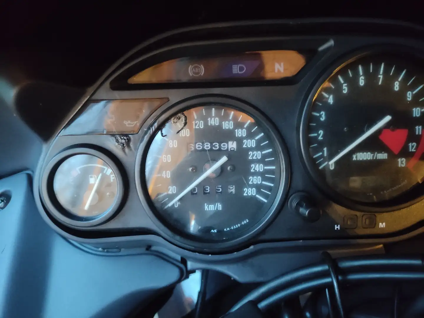 Kawasaki GPZ 1100 Noir - 1