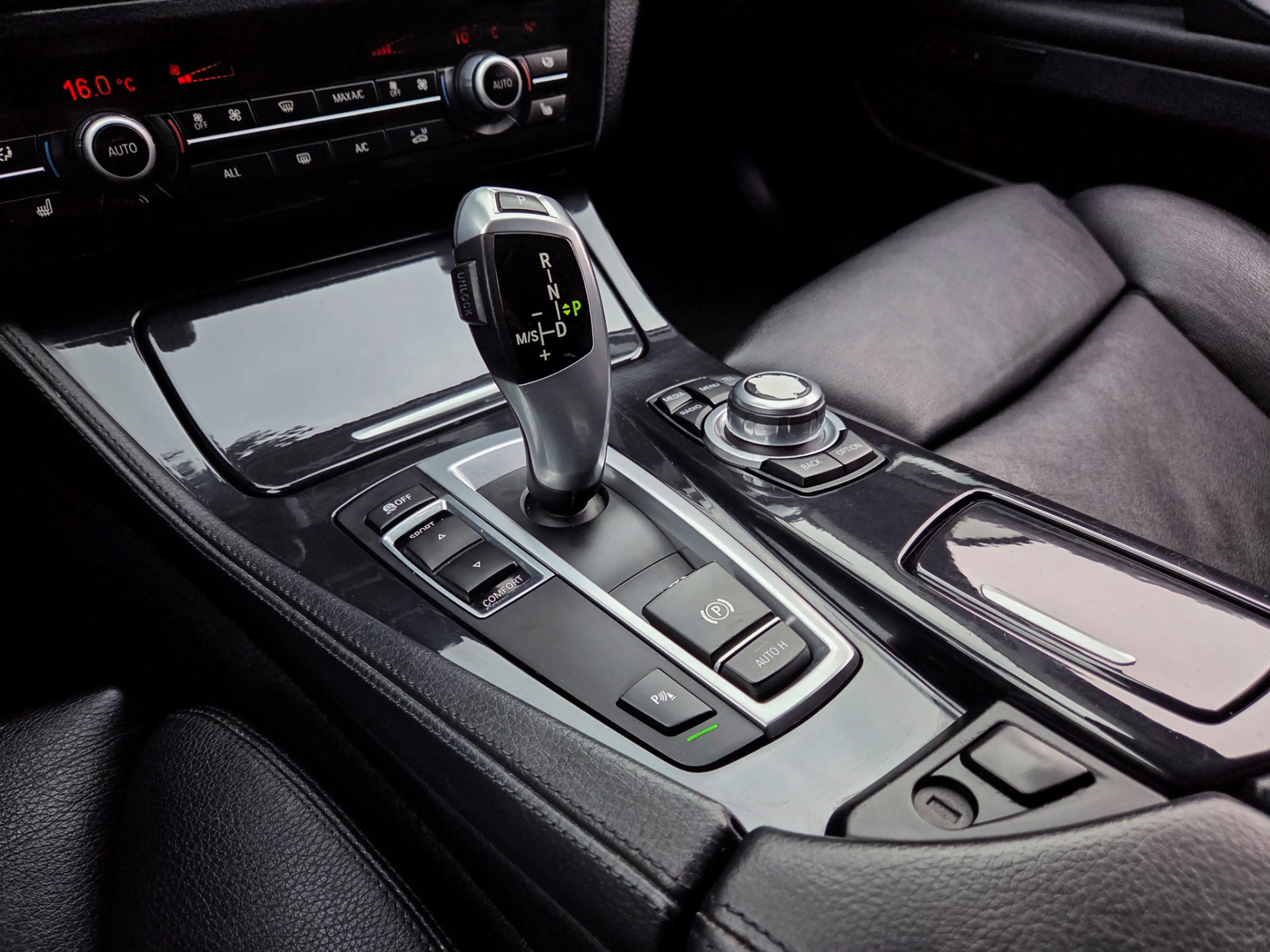 BMW 528 5-serie Touring 528i AUT8 HIGH EXECUTIVE SPORTLEDE — photo 8