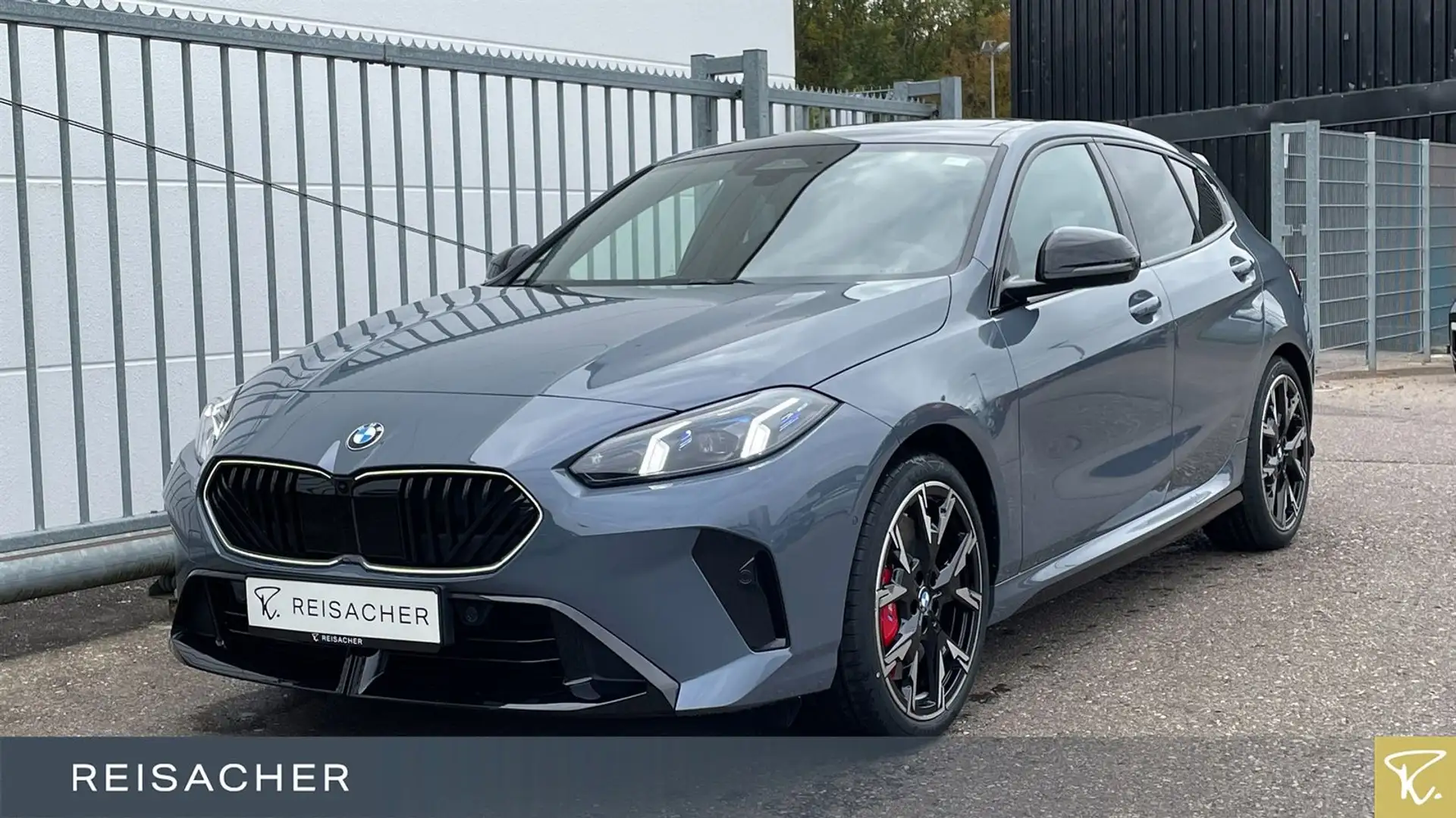 BMW 123 A xDrive M-Sport,M-Sport PRO,Pano,DA+,Autom Gris - 1