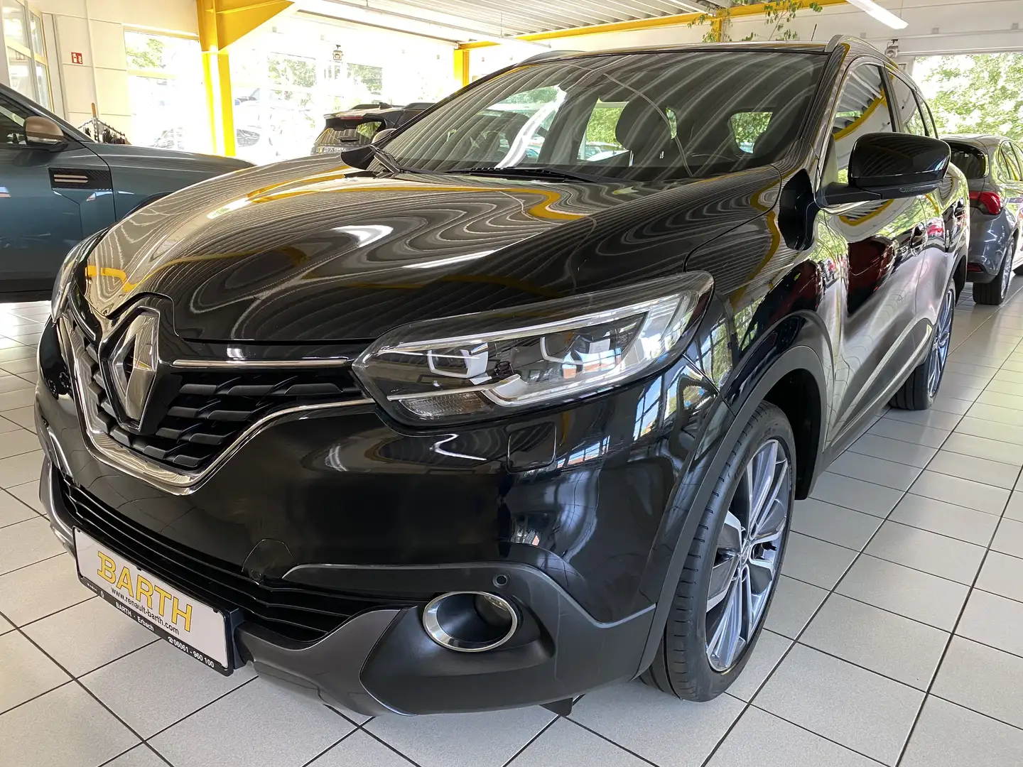 Renault Kadjar Energy TCe 165 Bose Edition Schwarz - 1
