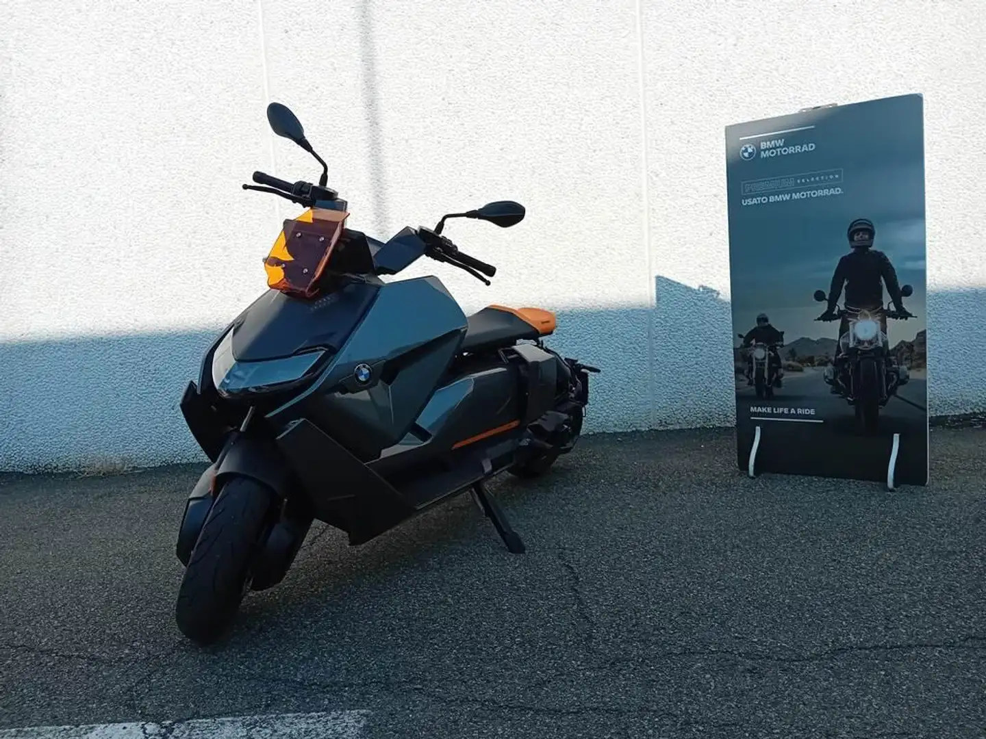 BMW CE 04 Abs Gris - 1