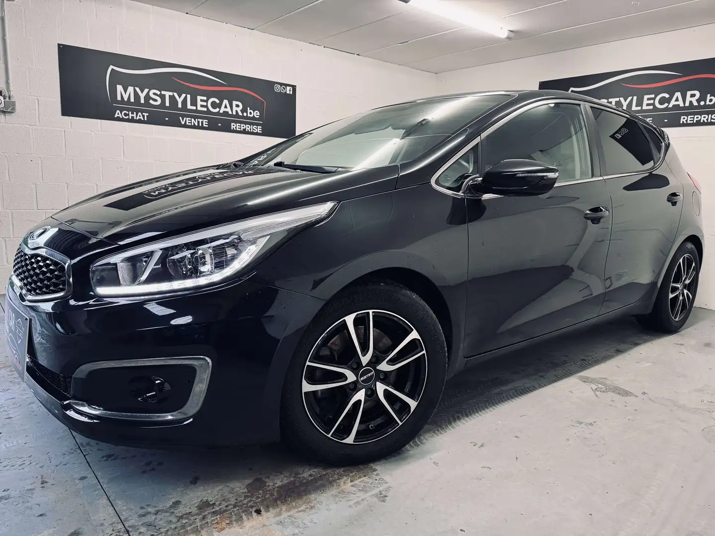 Kia Ceed / cee'd Cee\u0027d 1.4i Navigation, Garantie 1an Noir - 1