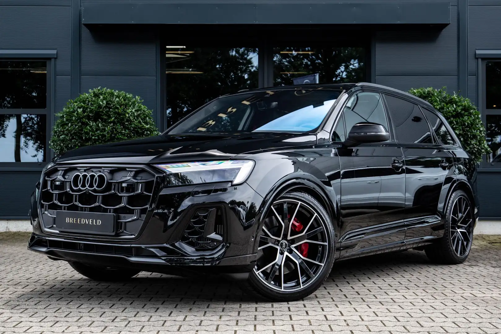 Audi Q7 60 TFSI e Competition 490pk, Carbon, Full-options Zwart - 1